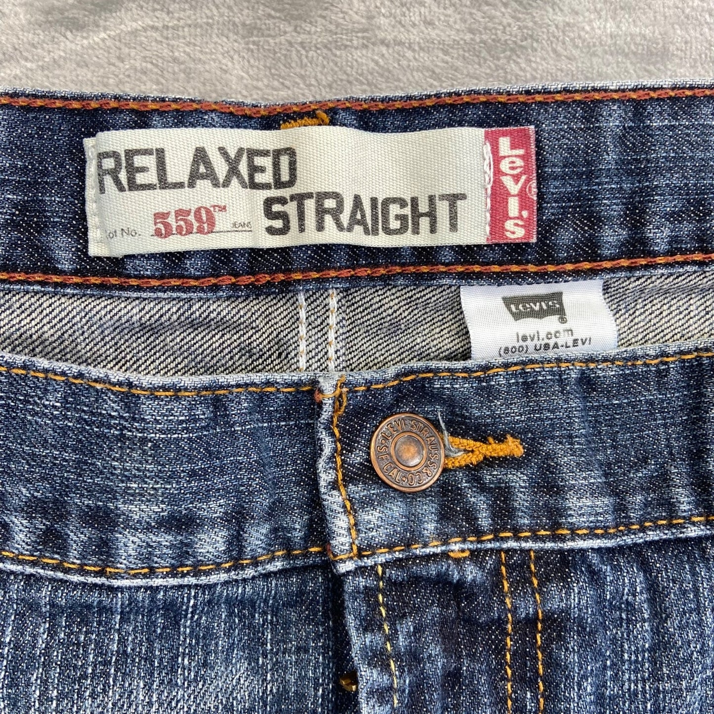 Levi's Men's 559 Relaxed Straight Jeans Size 48x32 Blue