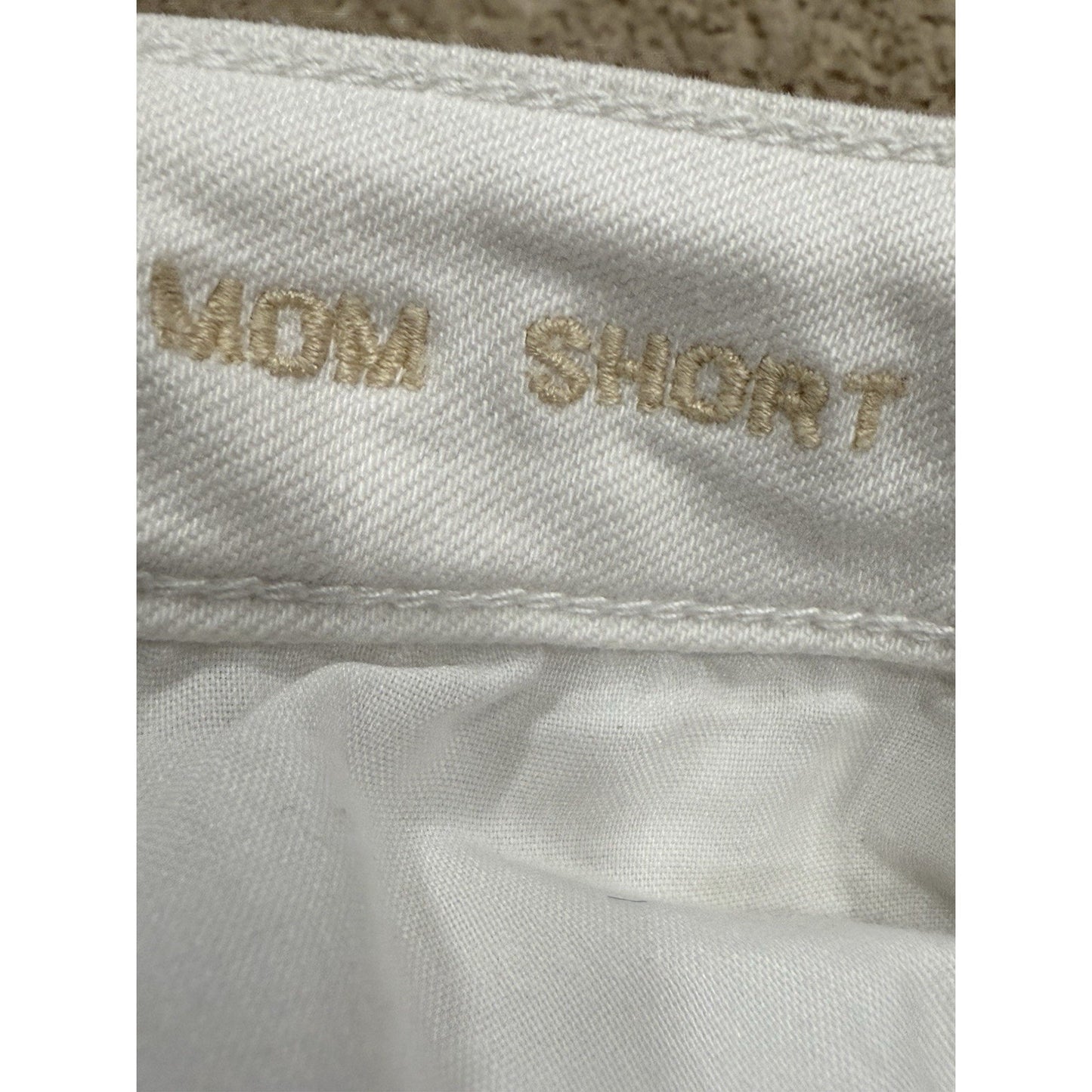 American Eagle Mom Short White Cutoff Size 8
