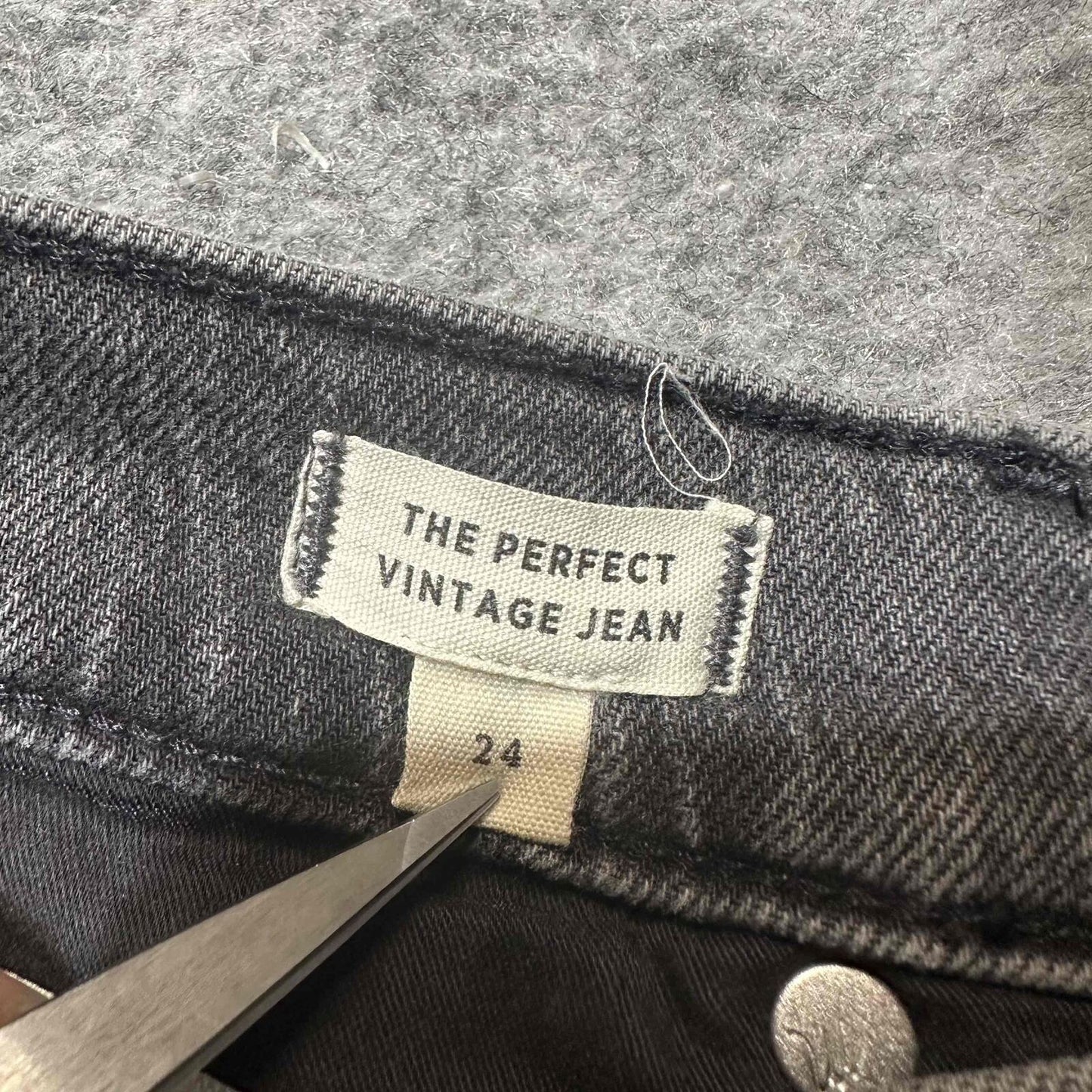 Madewell The Perfect Vintage Womens Distressed Jeans Size 24 Black Dark Denim