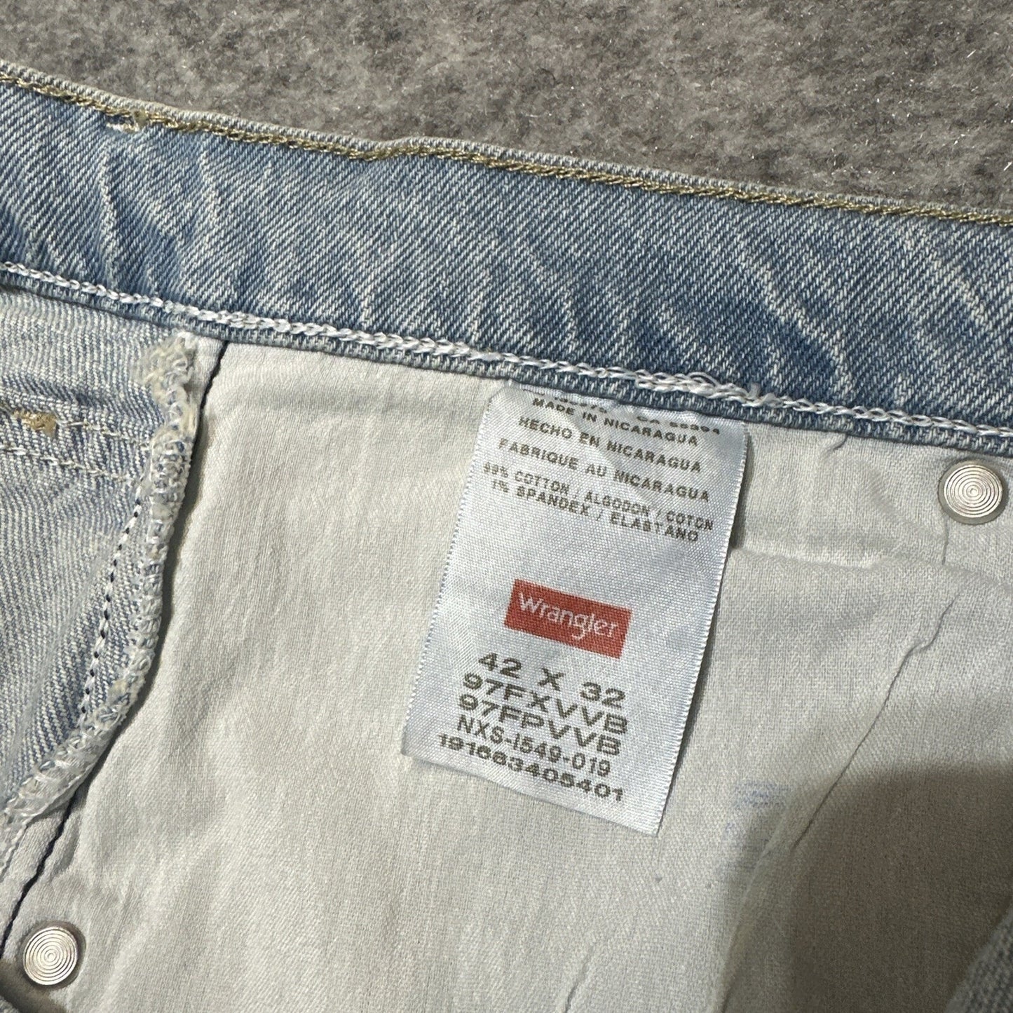 New Wrangler Five Star Premium Relaxed Fit Flex Men's Straight Jeans size 42x32