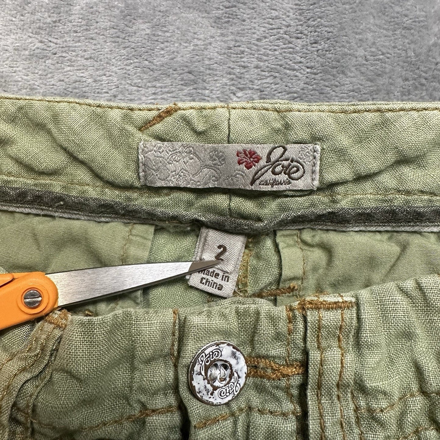 JOIE Low Patch Pockets RisCargo Cuffed Shorts Women's Size 2 Green