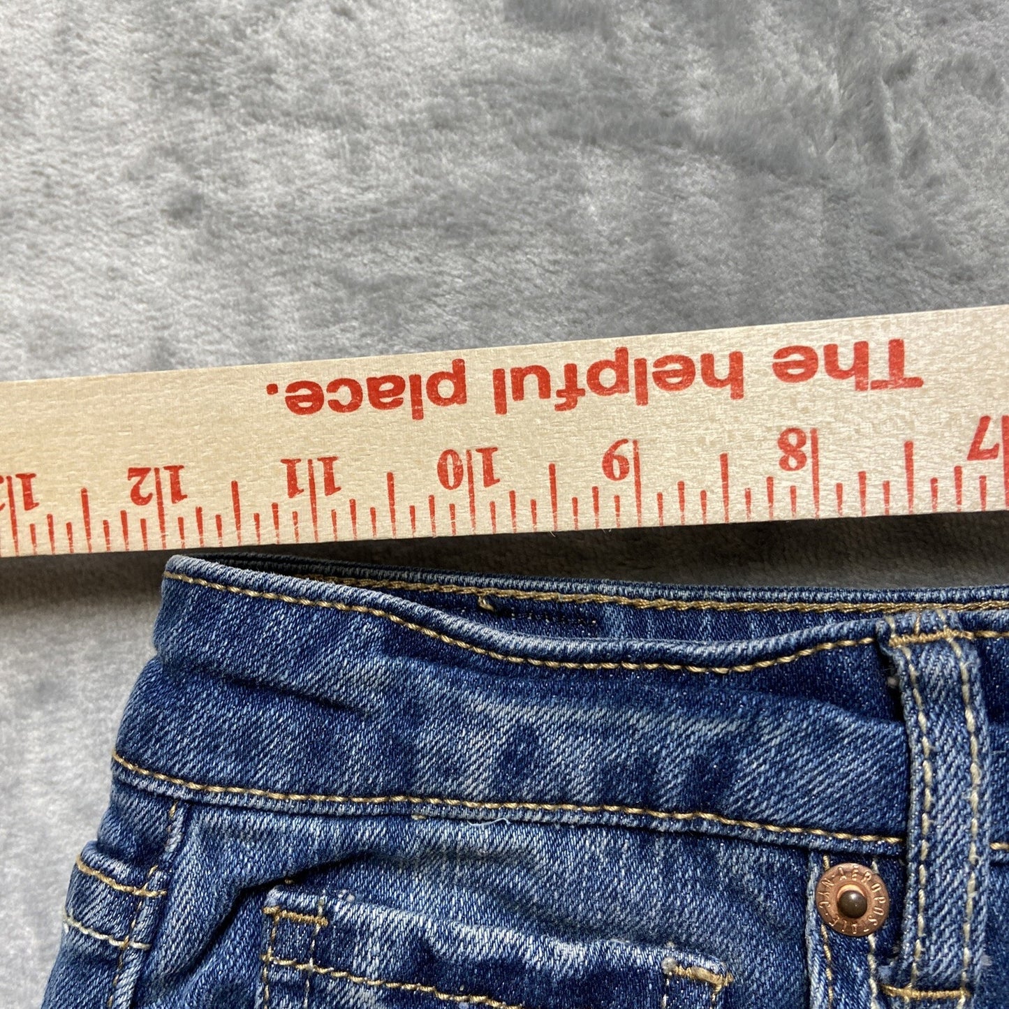 Aeropostale Cutoff Embroidered Denim Jeans Women’s Size 0 Blue Denim