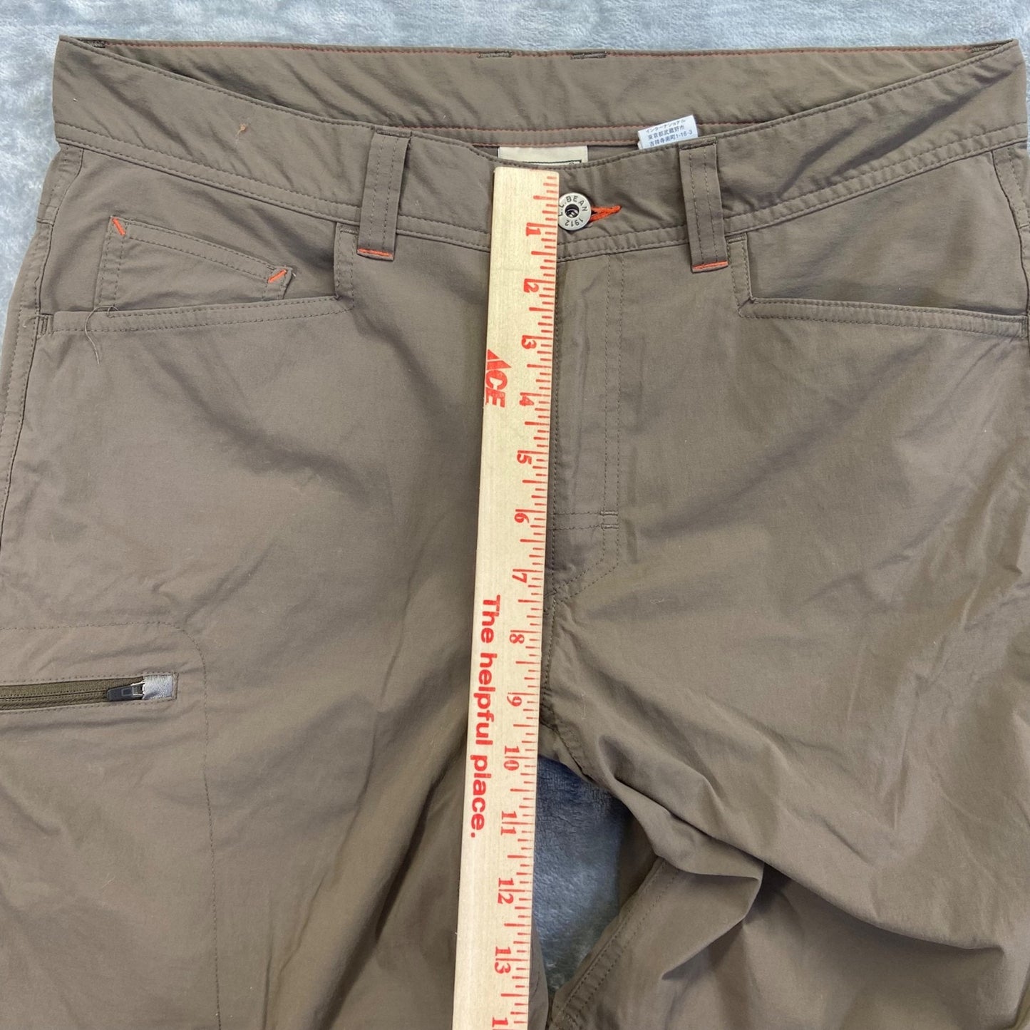L.L. Bean Men's Cargo Shorts Size 32W Brown