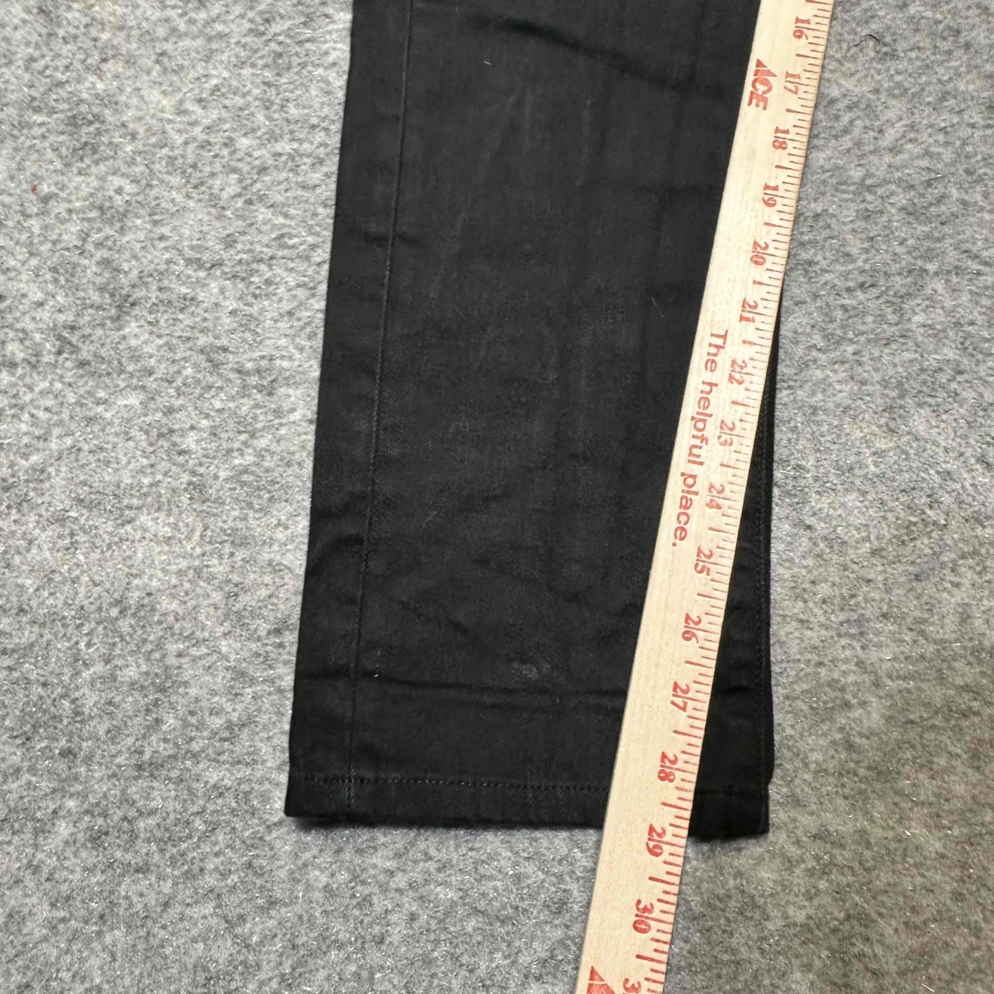 Uniqlo Jeans Men's Straight Button Fly Jeans Size 30x34 Black Dark Wash Denim