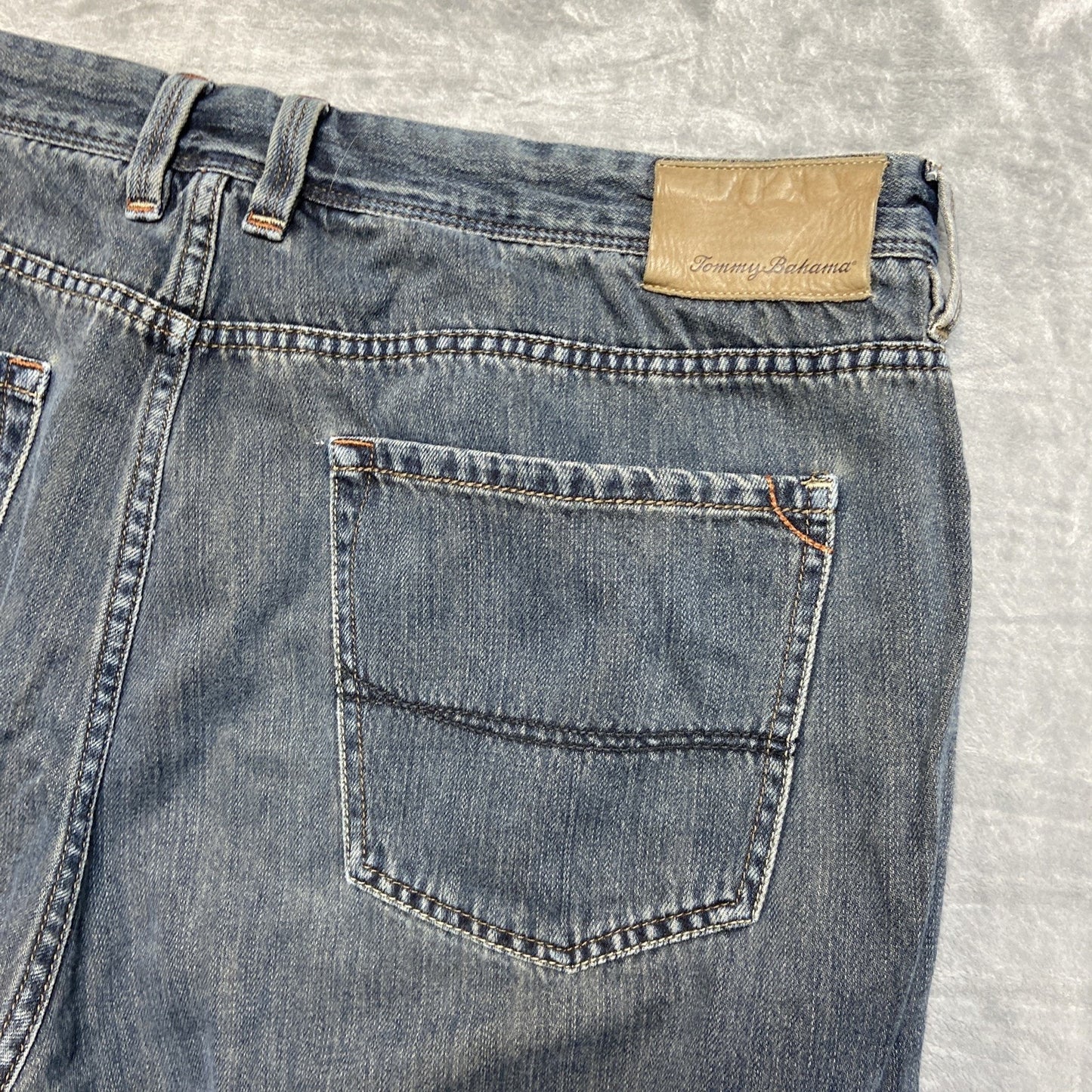 Tommy Bahama Standard Fit Straight Jeans Men's Size 40x32 Blue Denim