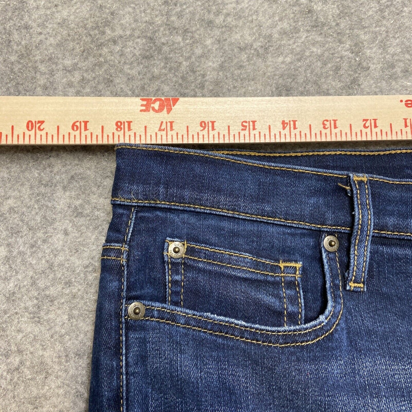 Gap True Skinny Jeans Women's Size 33S Blue Dark Wash Denim