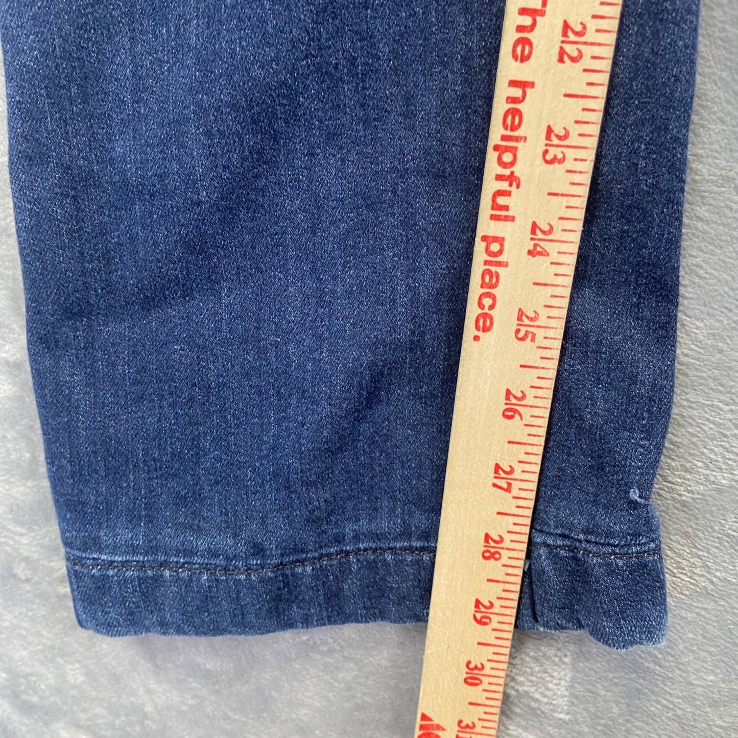 Gap 1969 Women's Long & Lean Straight Jeans Size 31/12R Dark Wash