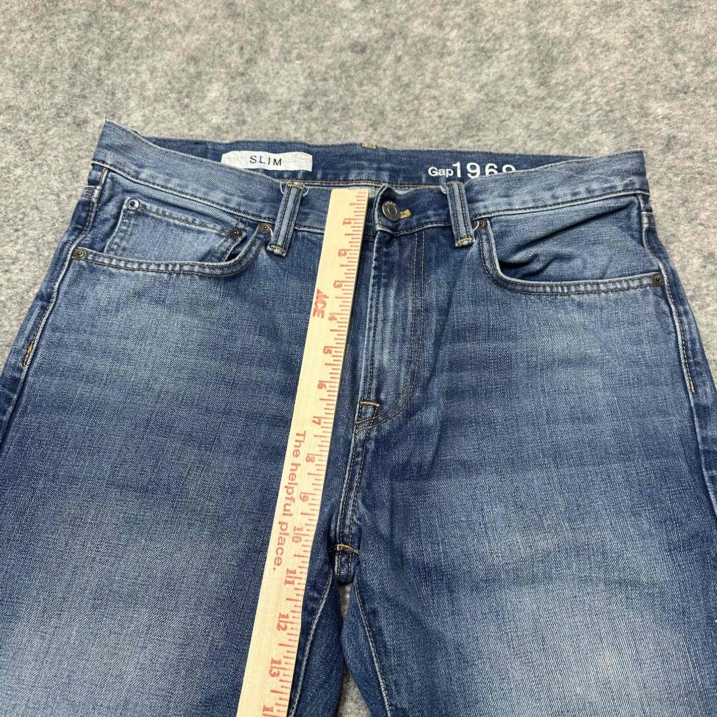 Gap 1969 Men's Slim Jeans Size 32x36 Blue Faded Wash Denim