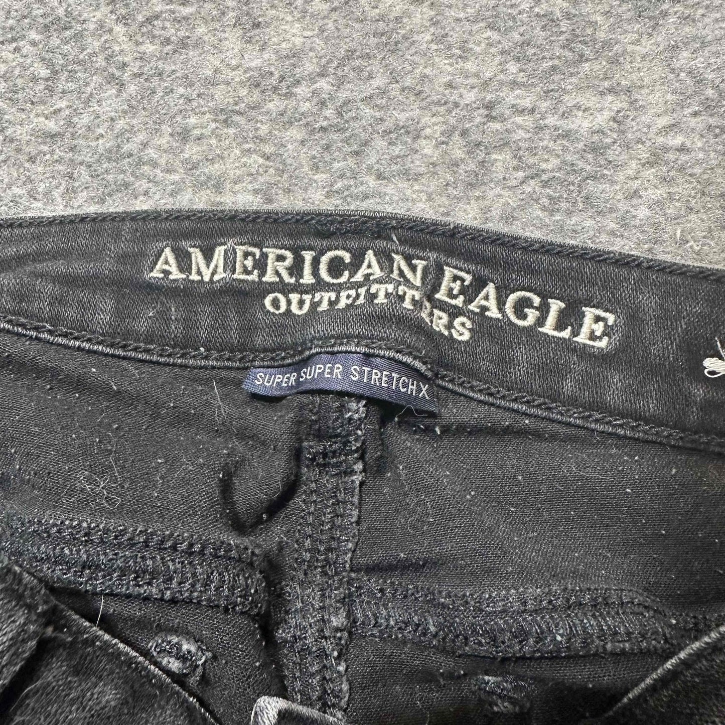 American Eagle Outfitters Women's Super Stretch X Skinny Jegging Size 6R Black