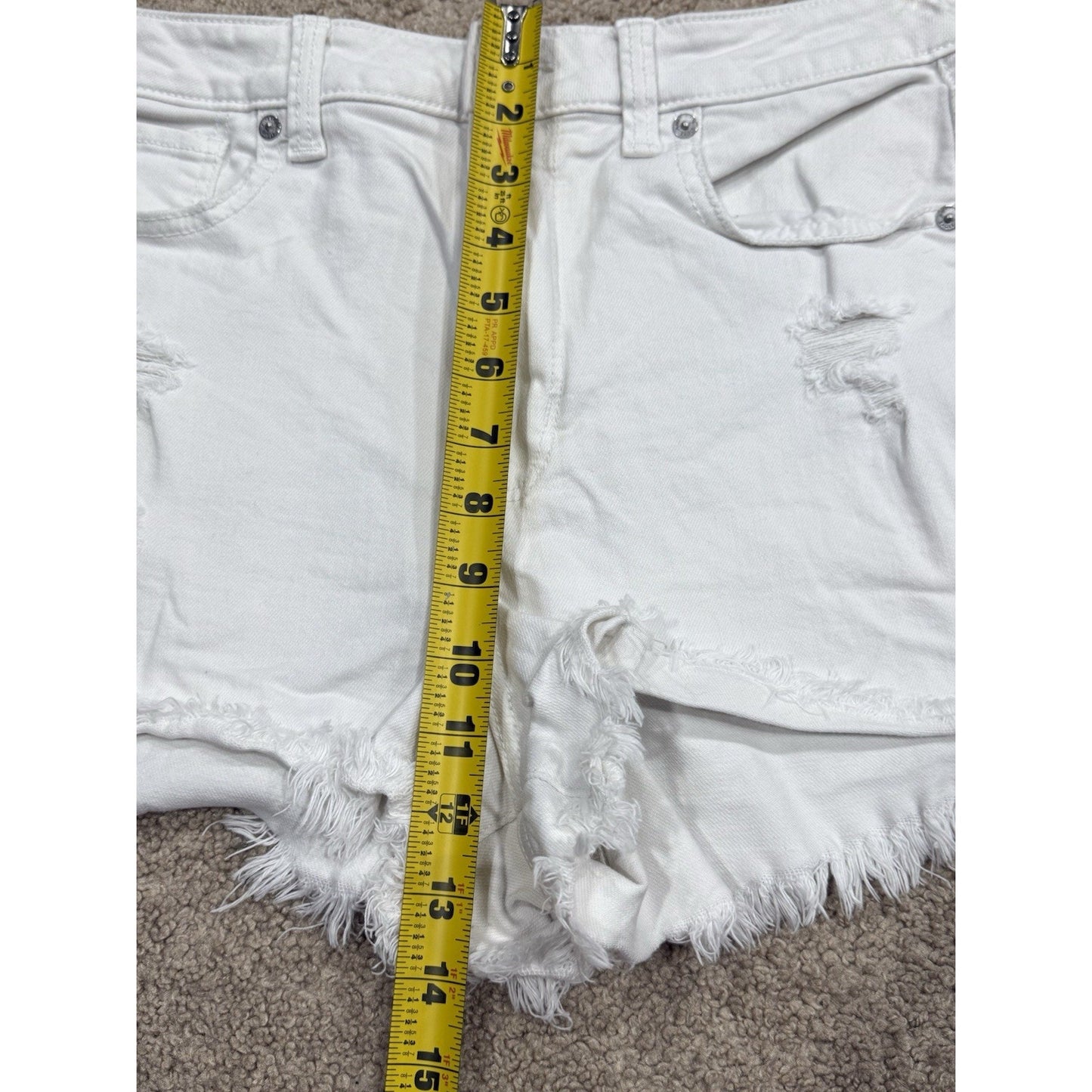 American Eagle Mom Short White Cutoff Size 8