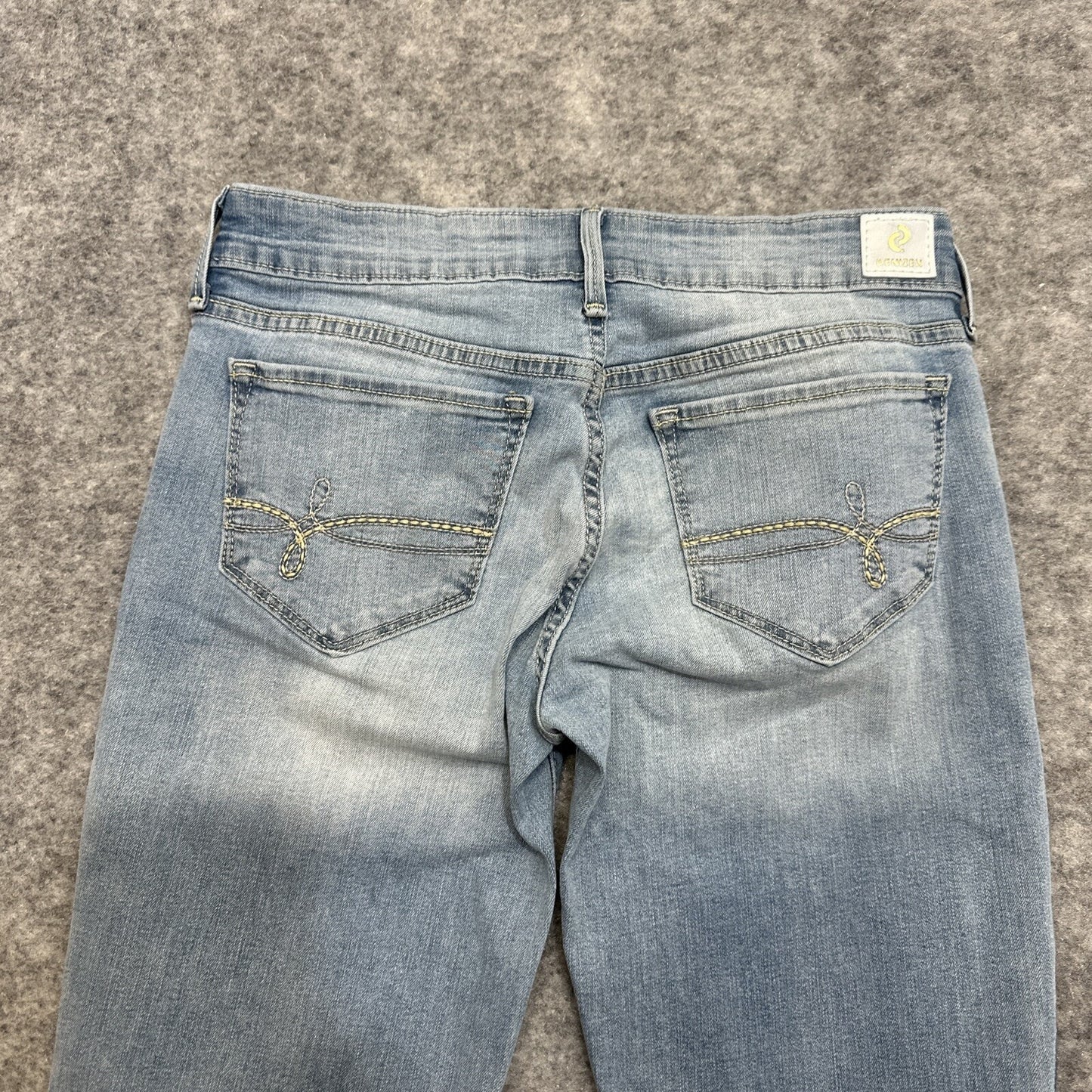 DENIZEN from Levi's Boyfriend Women's Jeans Size 1 Blue Light Wash Denim