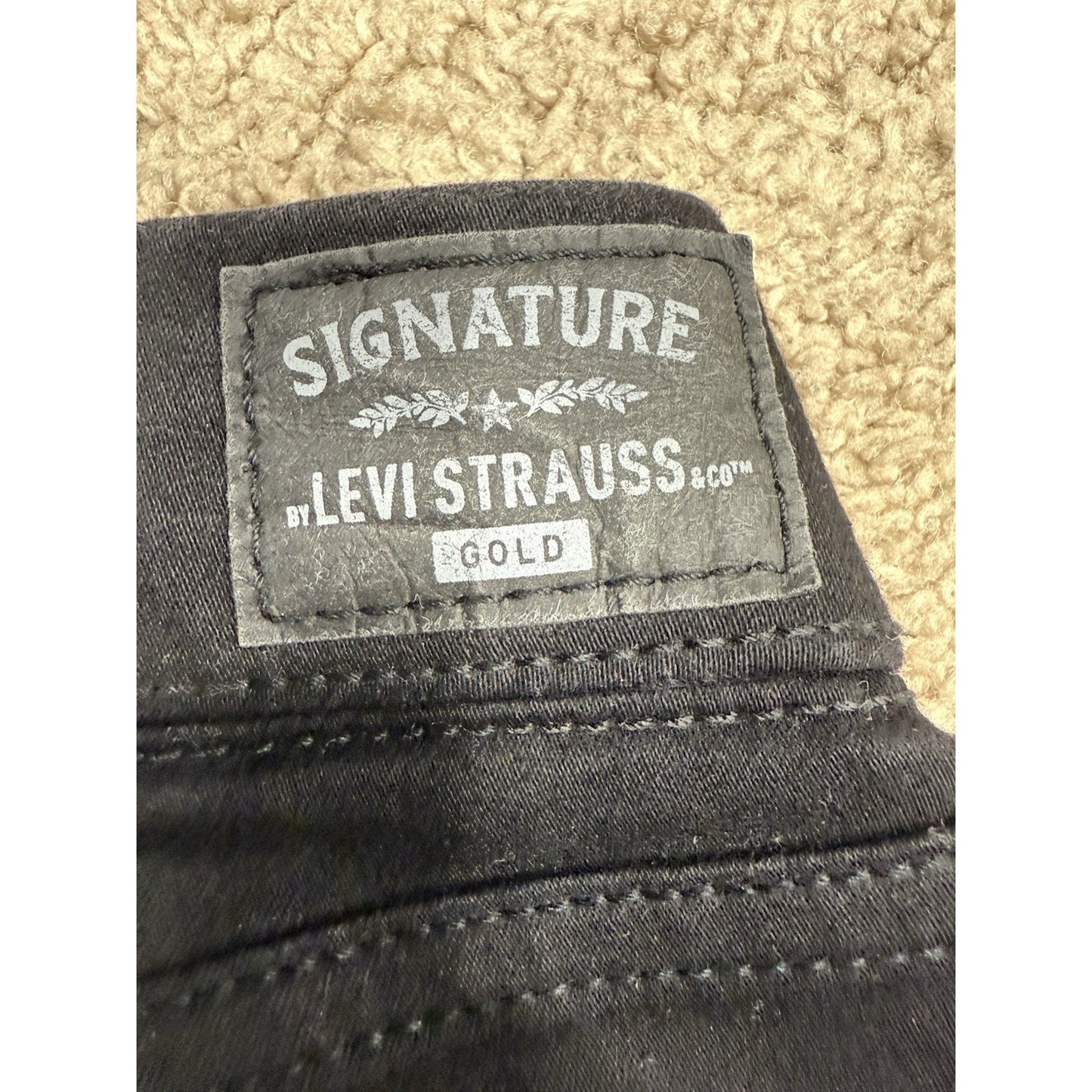 Levi Signature Gold Pull On Skinny Jeans Black 28x30 Women’s