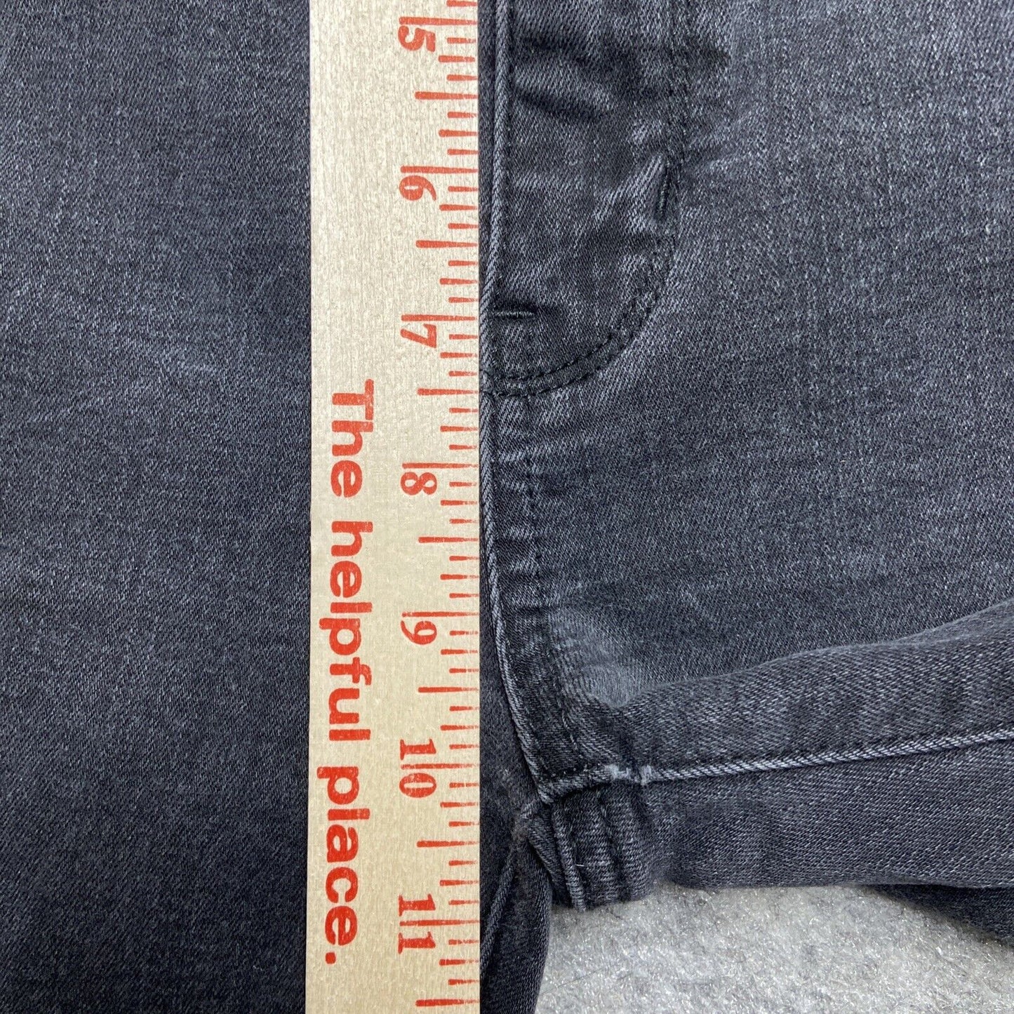 American Eagle Super Stretch Distressed Super High Rise Jegging Women’s 6 Black