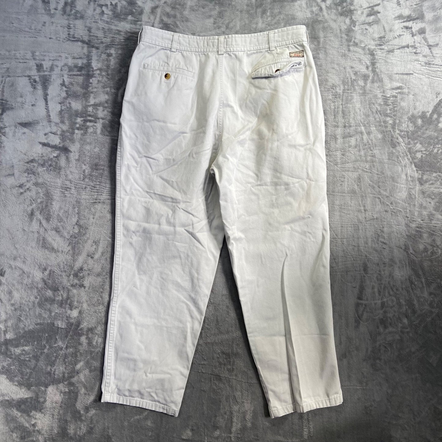 Vintage Bugle Boy Men's Pleated Chino Pants Size 38x30 Beige Khaki 90s Preppy