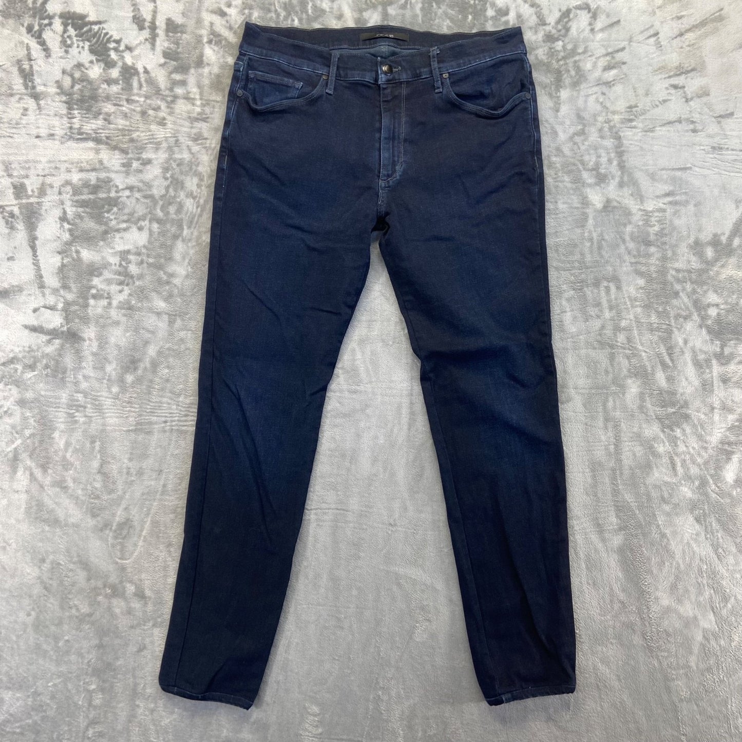Joe's Jeans Men's Slim Jeans Size 33 Blue Dark Wash Denim