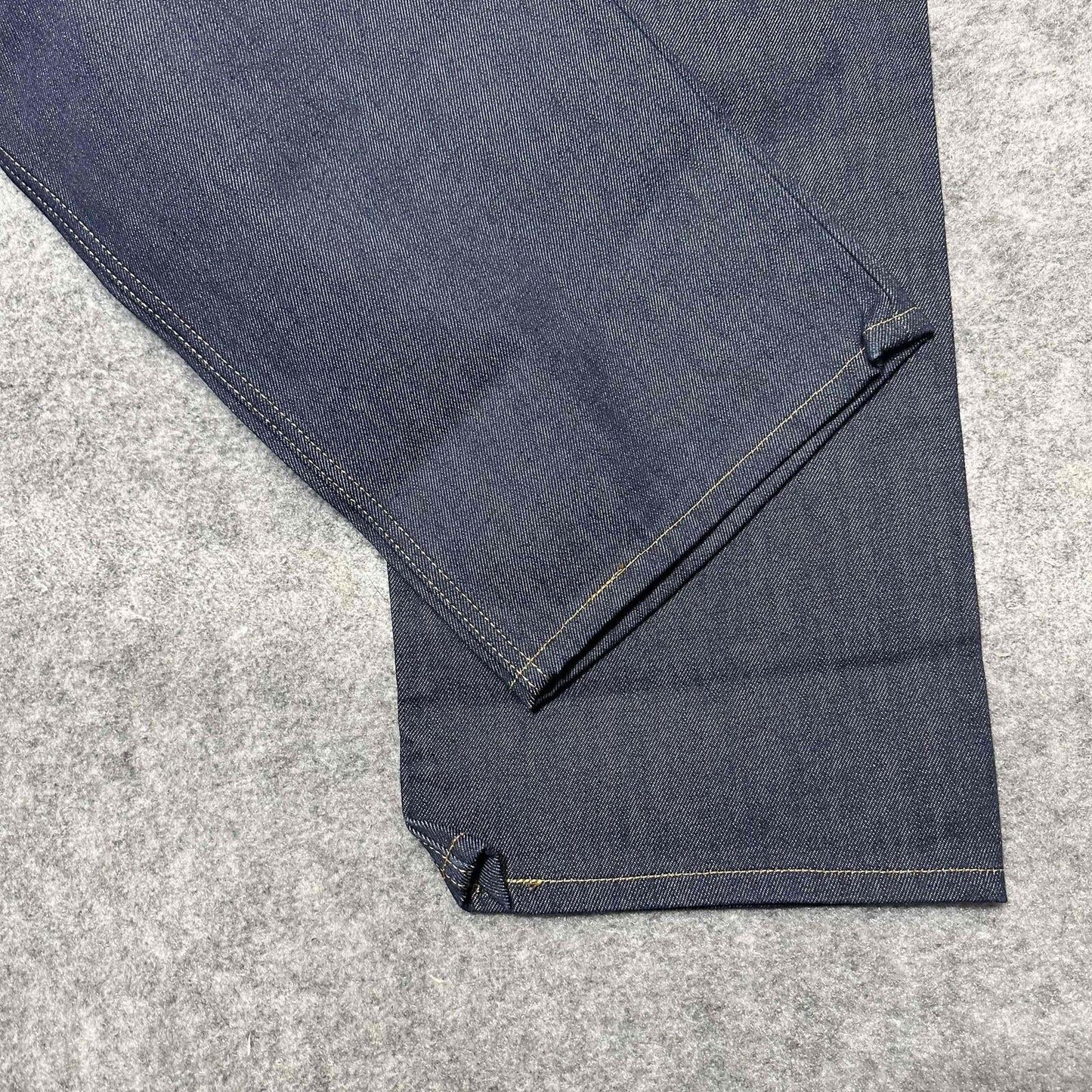 New Vintage Levis 501XX Shrink To Fit Men's Straight Jeans Size 48x32 Blue Dark
