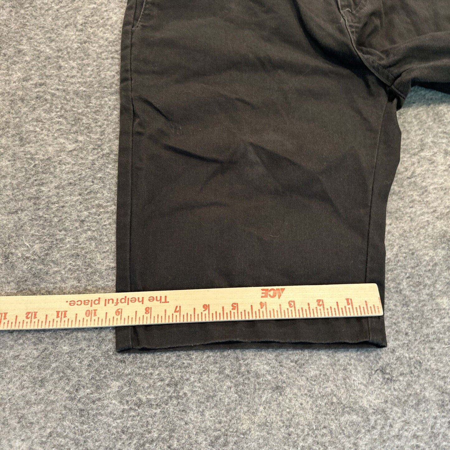 Volcom Men's Chino Shorts Size 30 Black Dark Wash Shorts