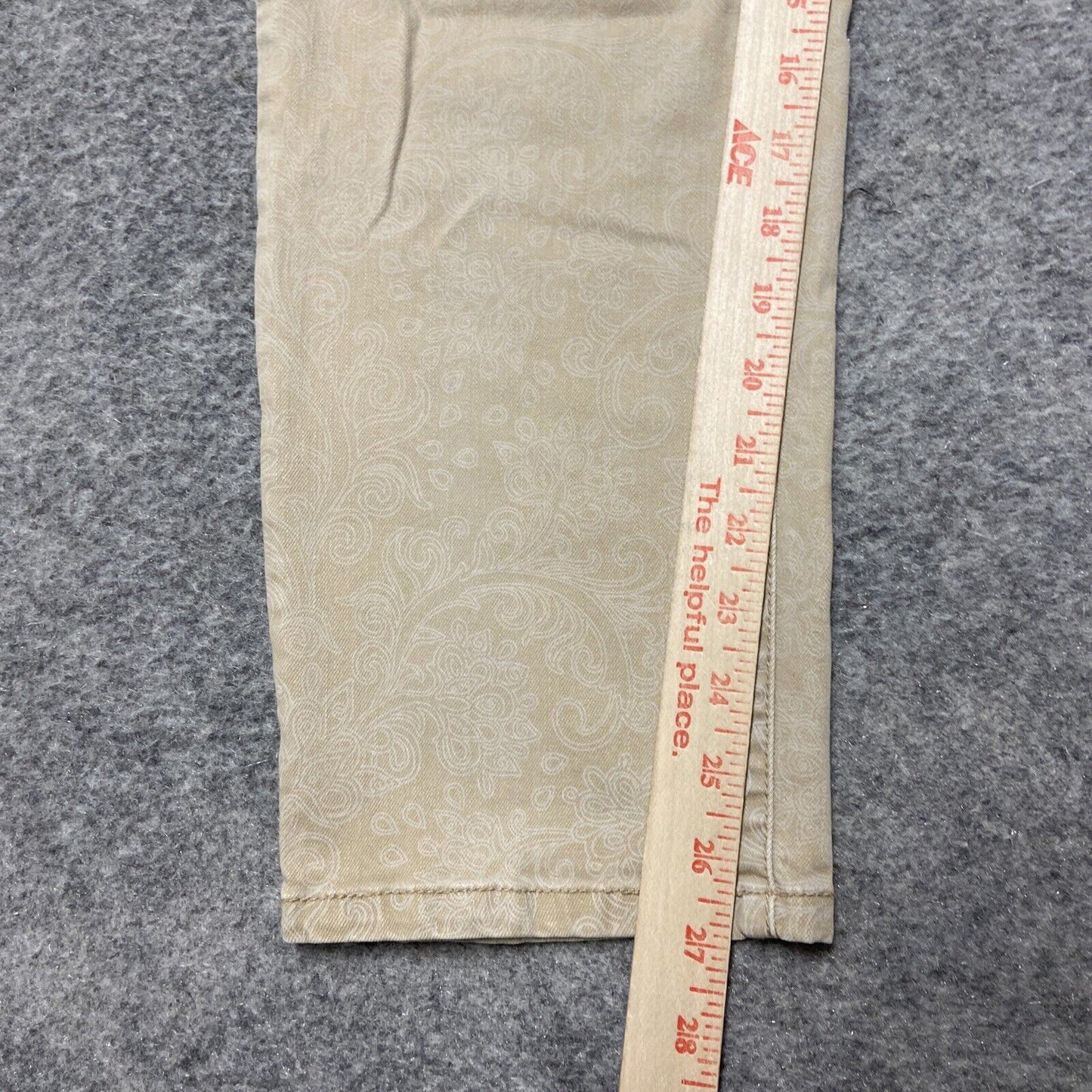 NYDJ Ankle Jeans Women's Size 12 Beige Jacquard Damask Print Patterned Jeans
