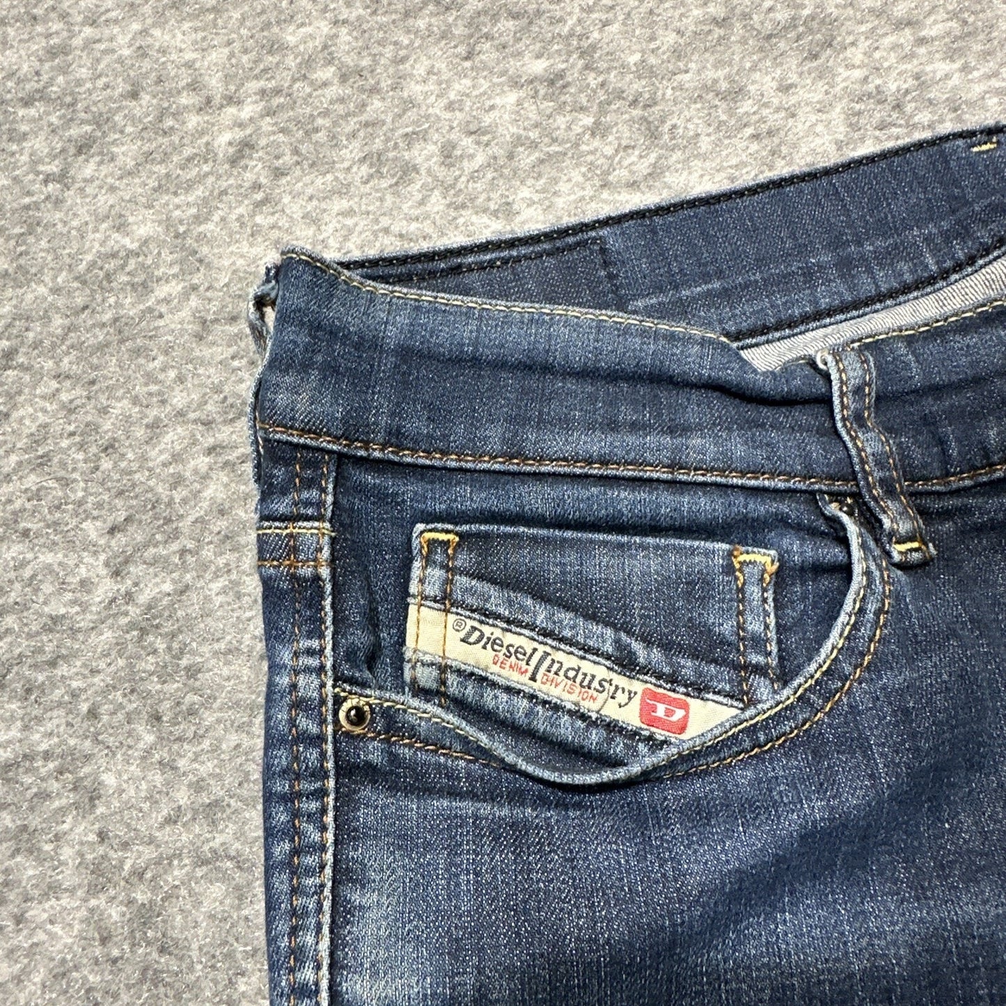 Diesel Bootzee-St Slim Bootcut Women's Jeans Size 28x34 Blue Dark Denim