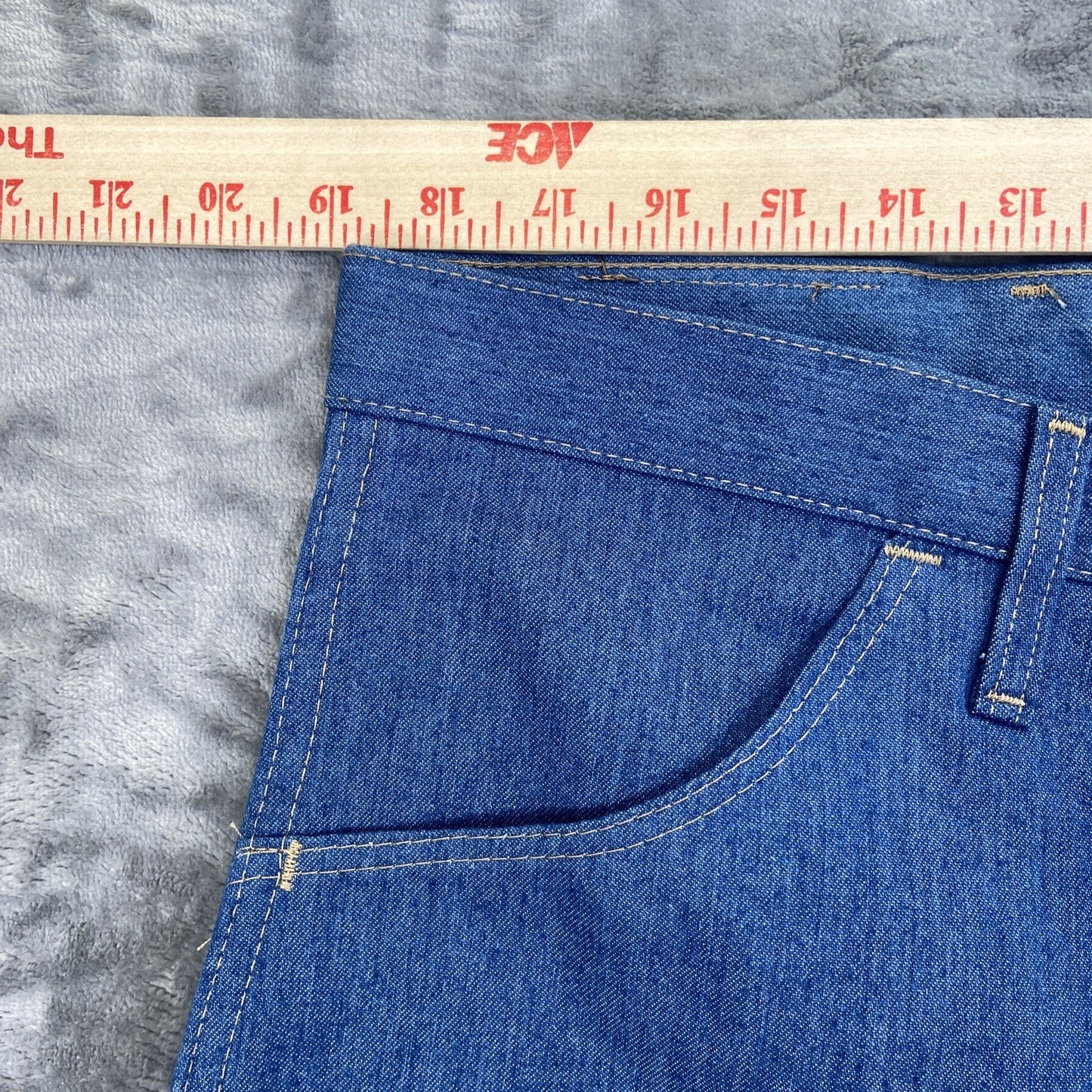 New Wrangler Rugged Wear Straight Jeans Men's Size 40x32 Blue Denim