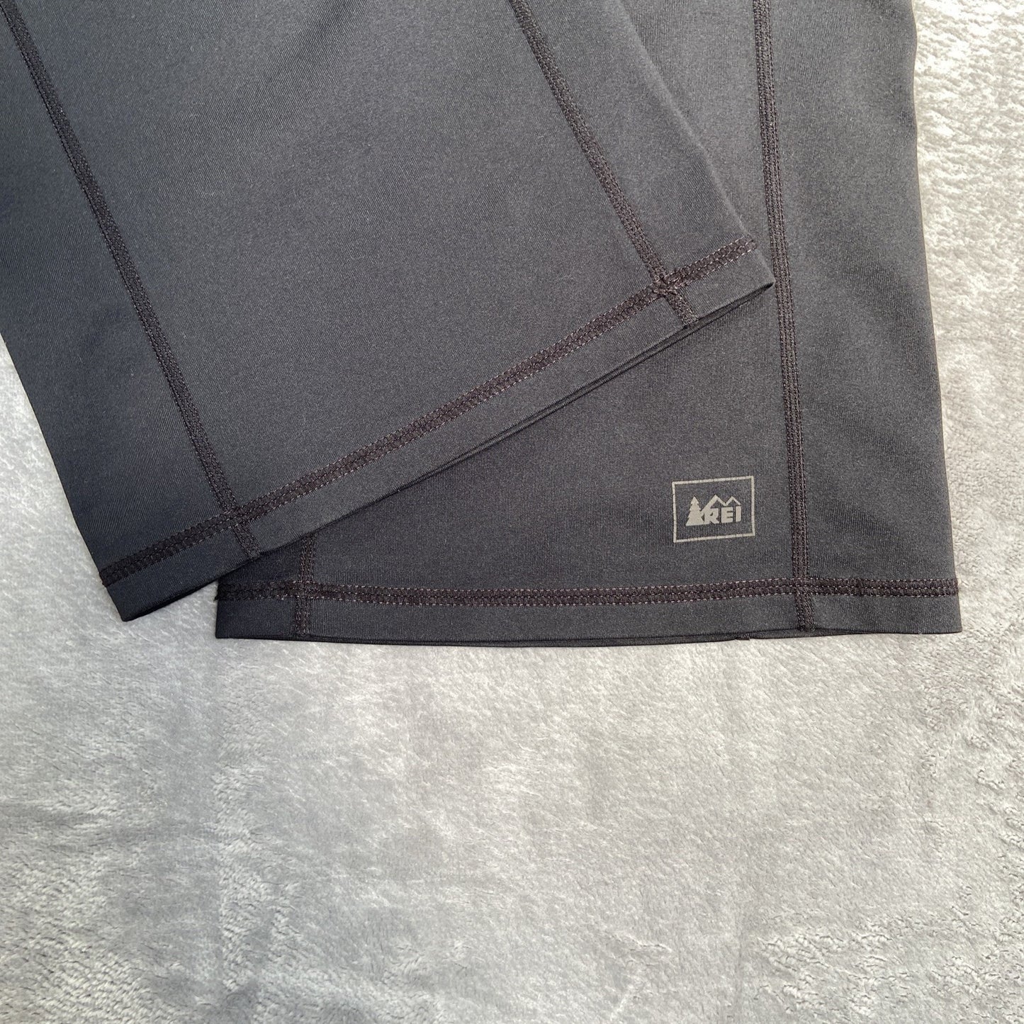REI Flared Leggings Women's Size M Petite Black