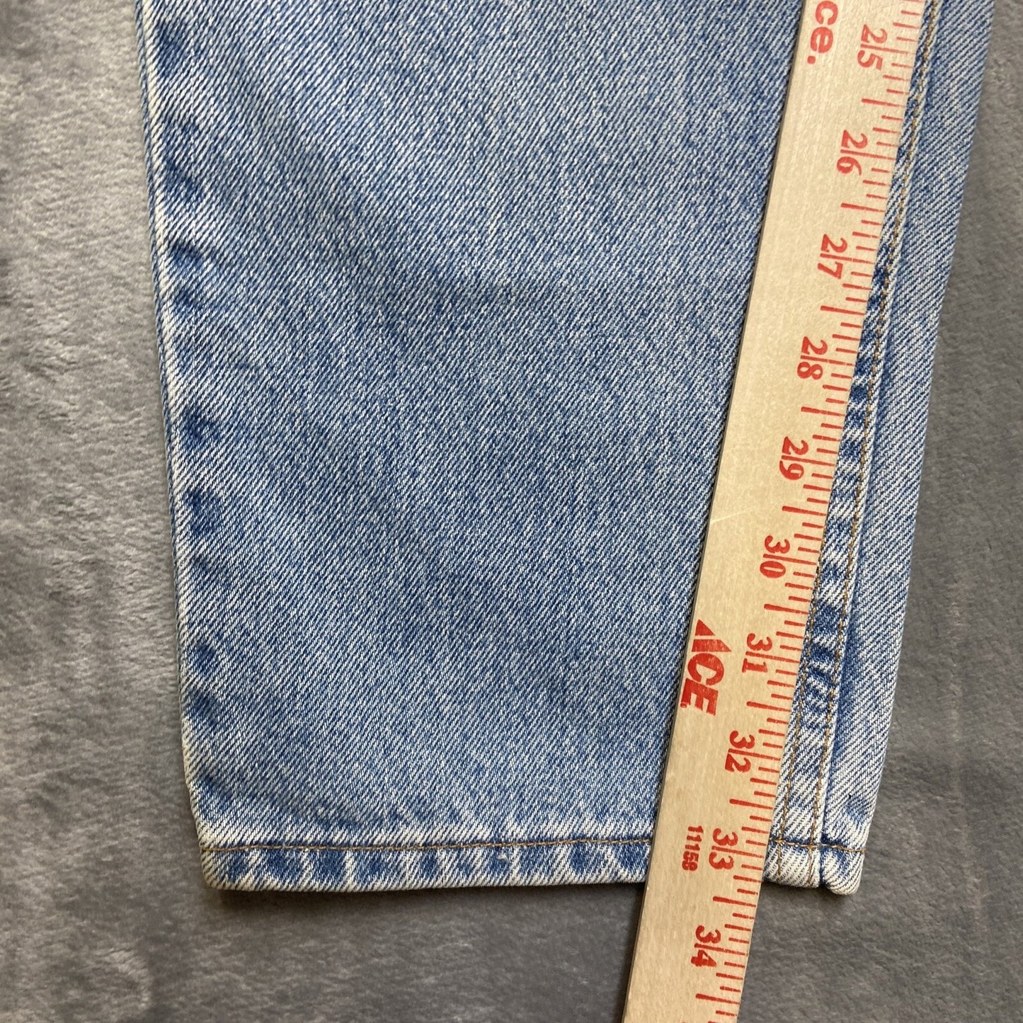 Vintage Levi's 550 Relaxed Fit Tapered Leg Jeans Women'sSize 16 Mis L Light Blue