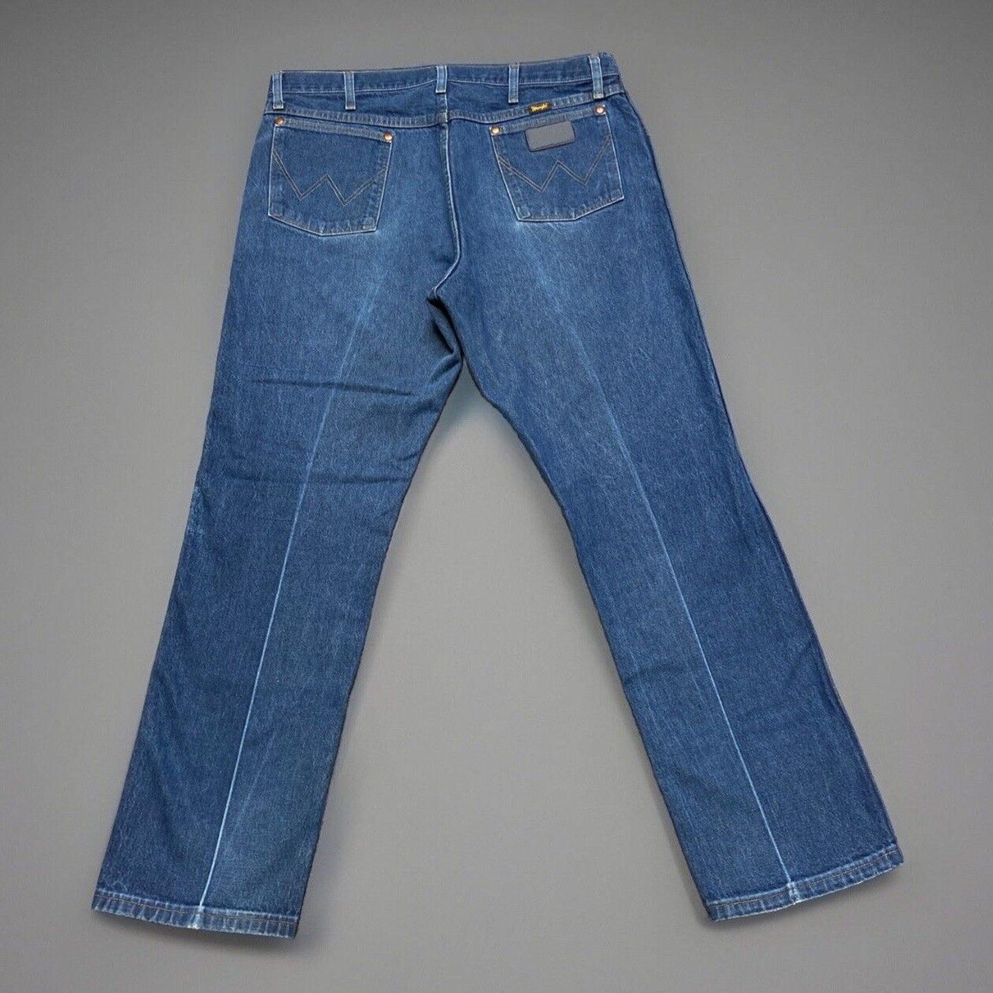 Wrangler 13MWZ Cowboy Cut Jeans Men's Size 40x32 Medium Wash Western