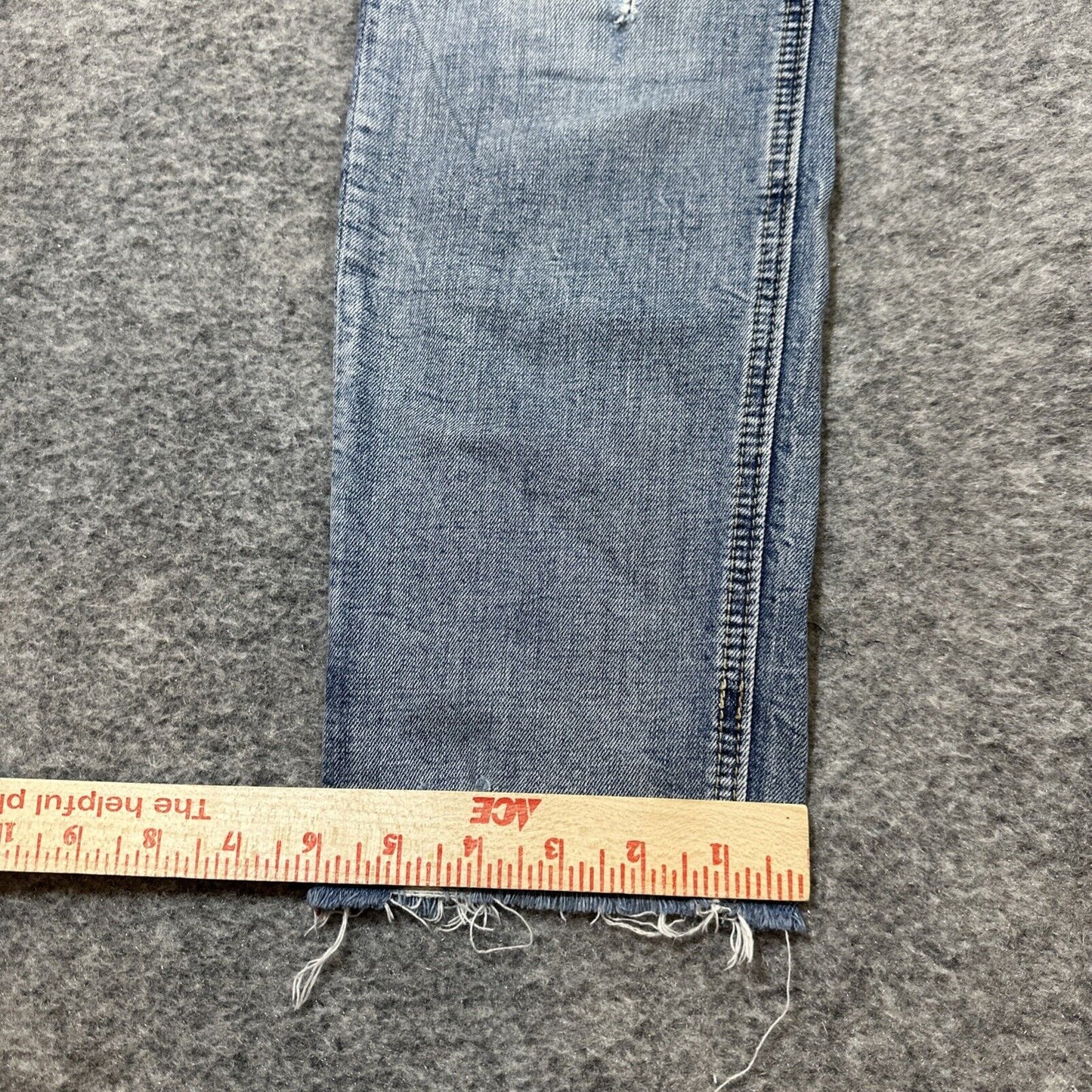 Silver Jeans Suki Ankle Slim Distressed Jeans Womens Size 25/27 Light Blue Denim