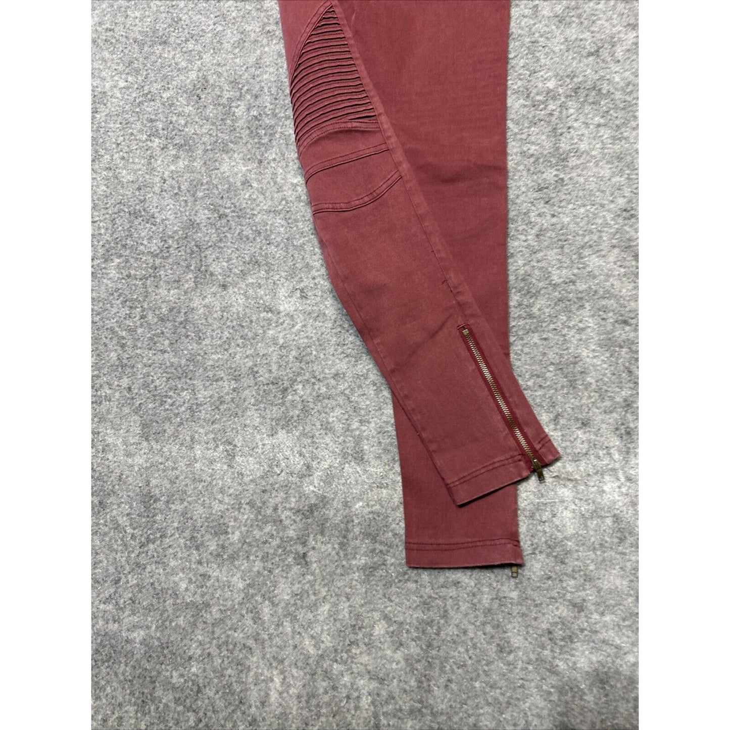 New Beulah Women's Skinny Fit Leggings Size M Medium Red Dark Wash Pants