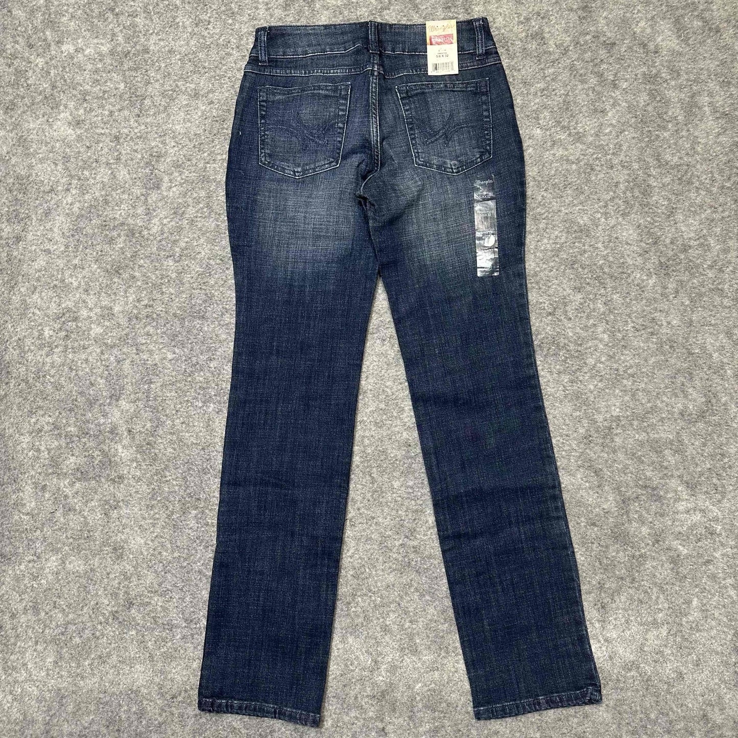 New Wrangler Women's Straight Leg Jeans Size 5/6 x 32 Blue Faded Denim