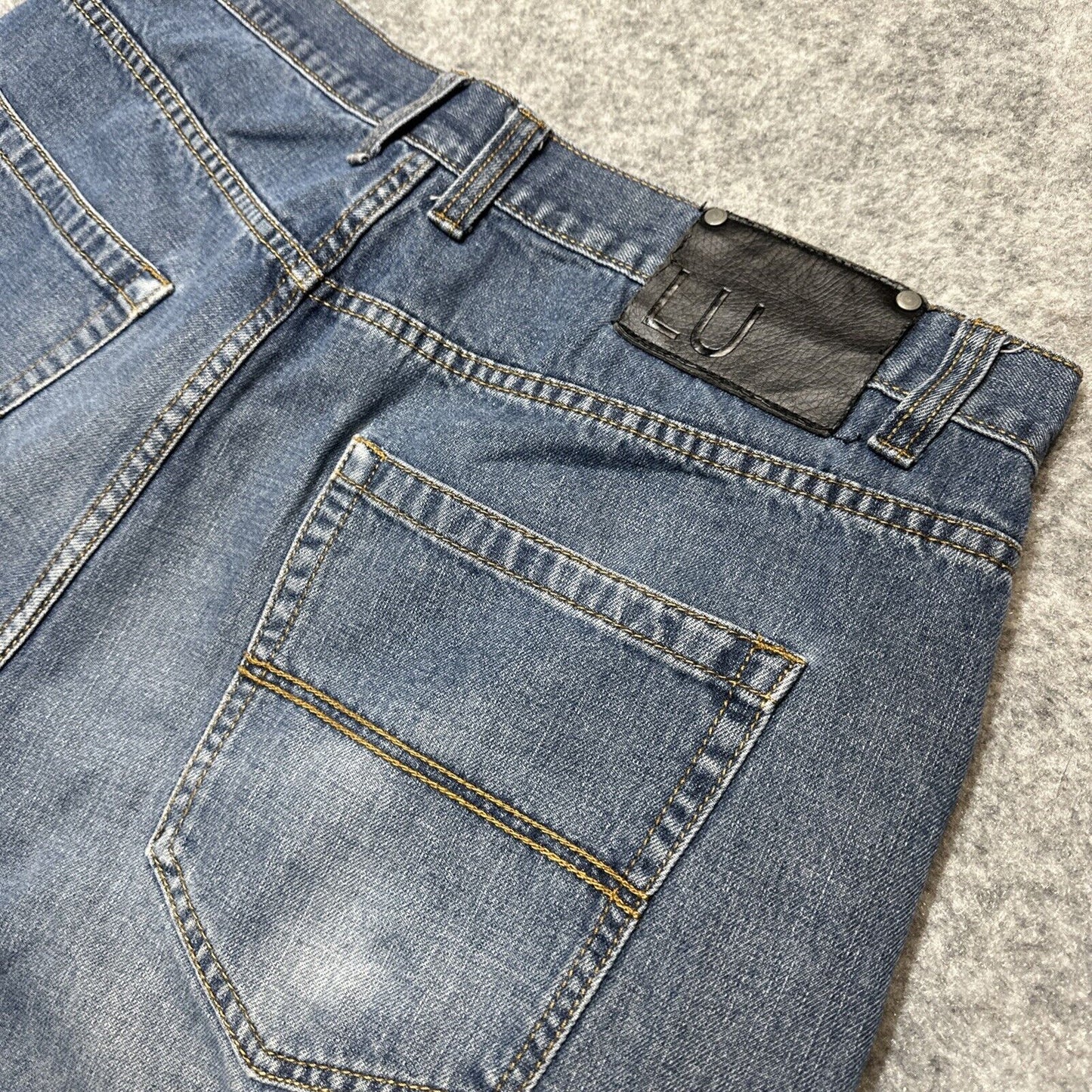 Linea Uomo Relaxed Straight Fit Men's Bermuda Jean Shorts Size W40 Blue Denim