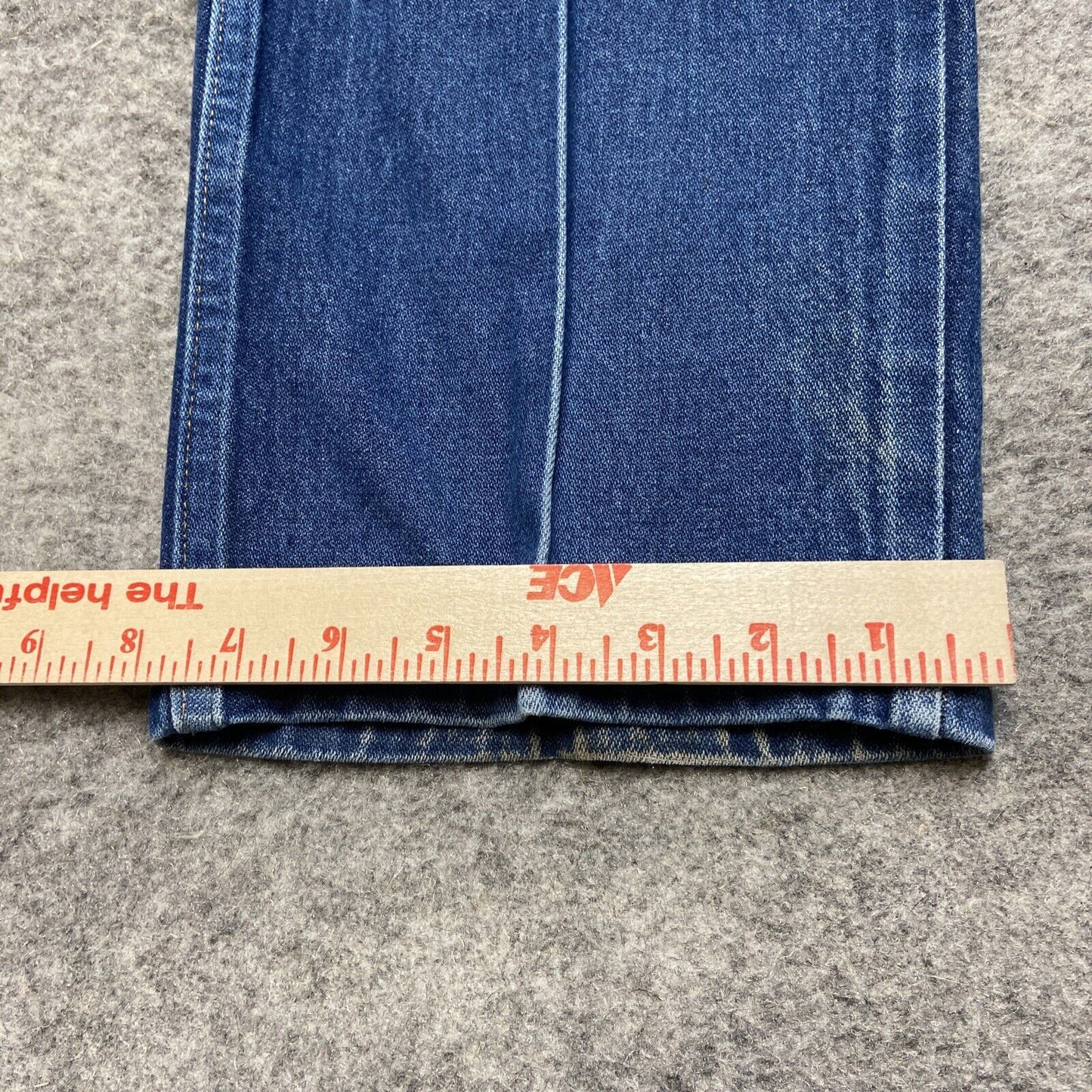 Wrangler 13MWZ Cowboy Cut Jeans Men's Size 40x32 Medium Wash Western