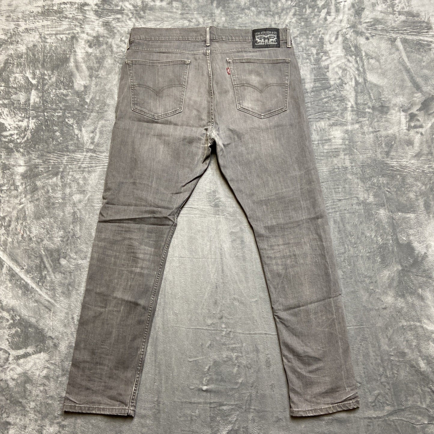 Wholesale Lot of 3 Levi's Work Jeans Men's Size 36x32 Blue Gray Grade B