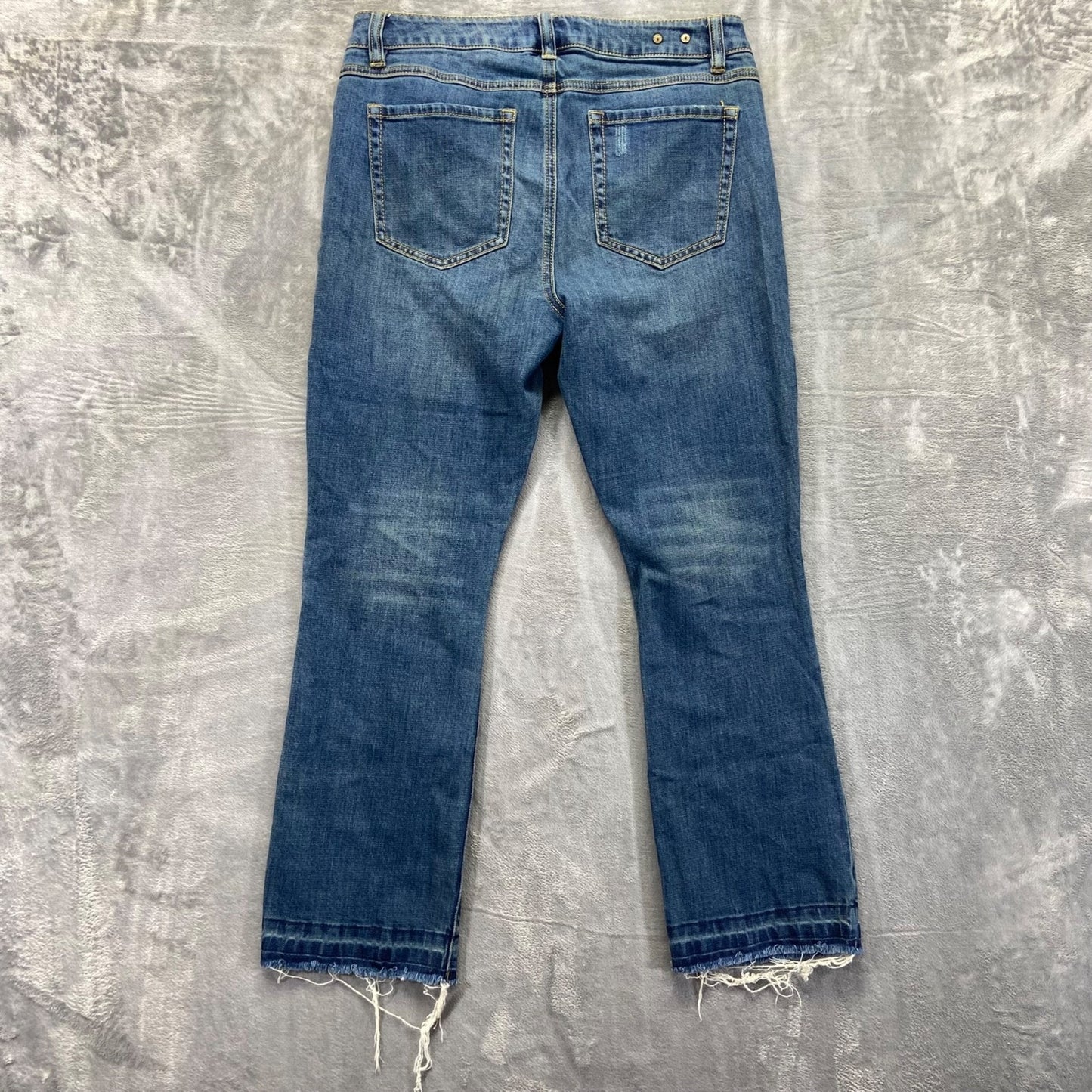 Cabi Kick It Crop Jeans Women's Size 6 Blue Denim Casual