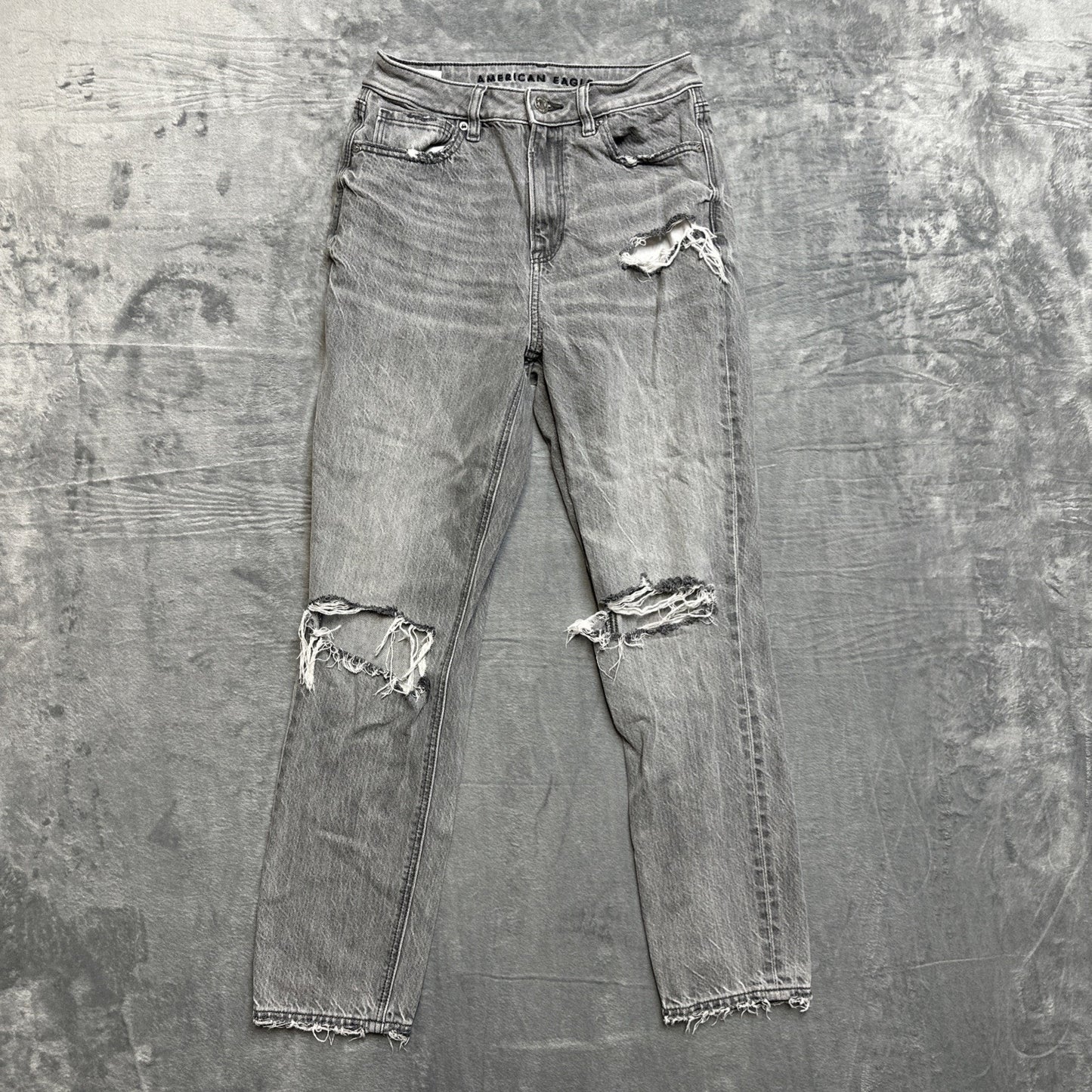 American Eagle Distressed Mom Jeans Women's Size 2R Gray Denim
