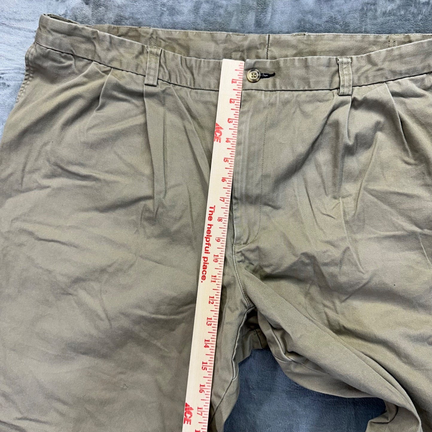Duluth Trading Men's Khaki Chino Pants Size 48x32 Cotton Pleated #534424