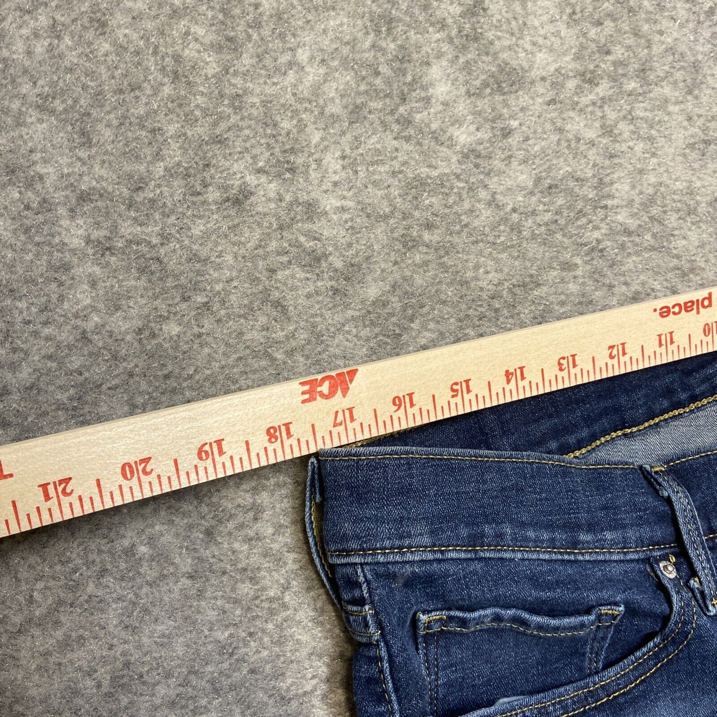 Levi's 311 Shaping Skinny Jeans Women's Size 34 Dark Blue Denim 34x30
