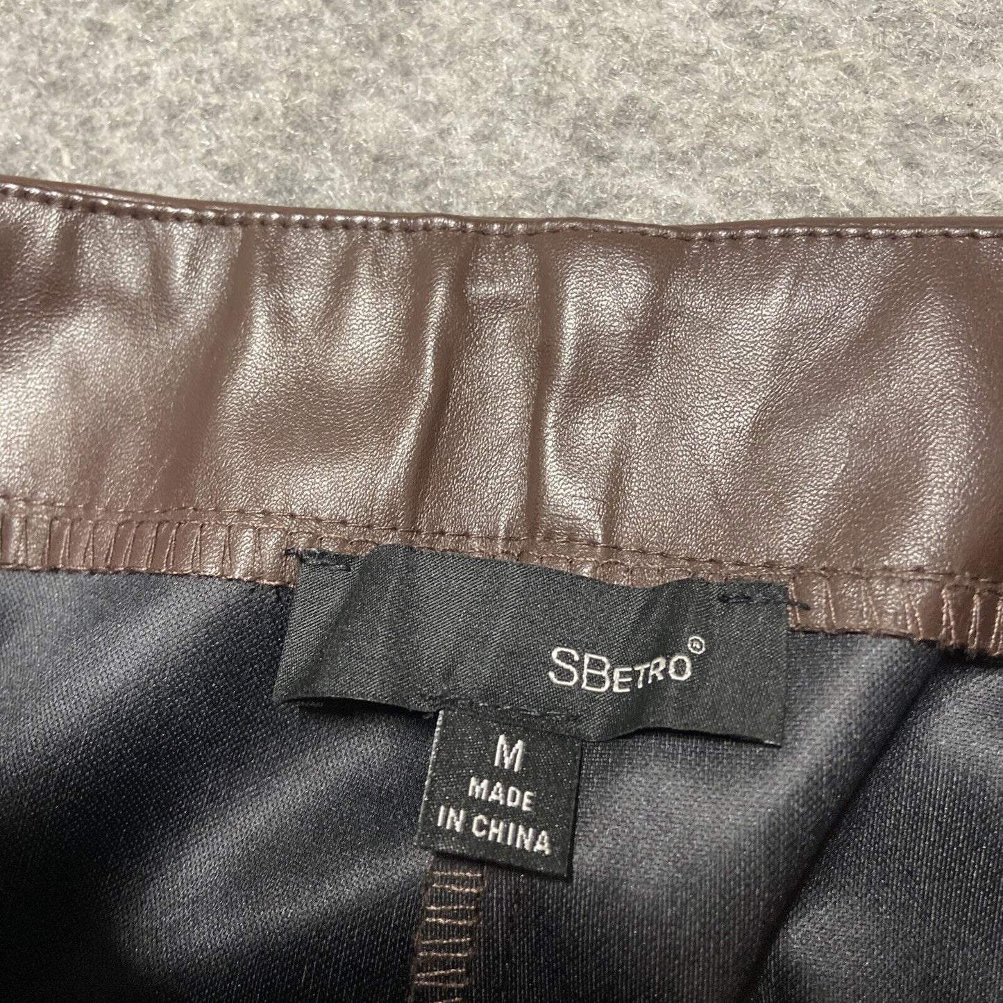 Suzanne Betro Faux Leather Leggings Women's Size M Brown Pull on Side Zip Pants