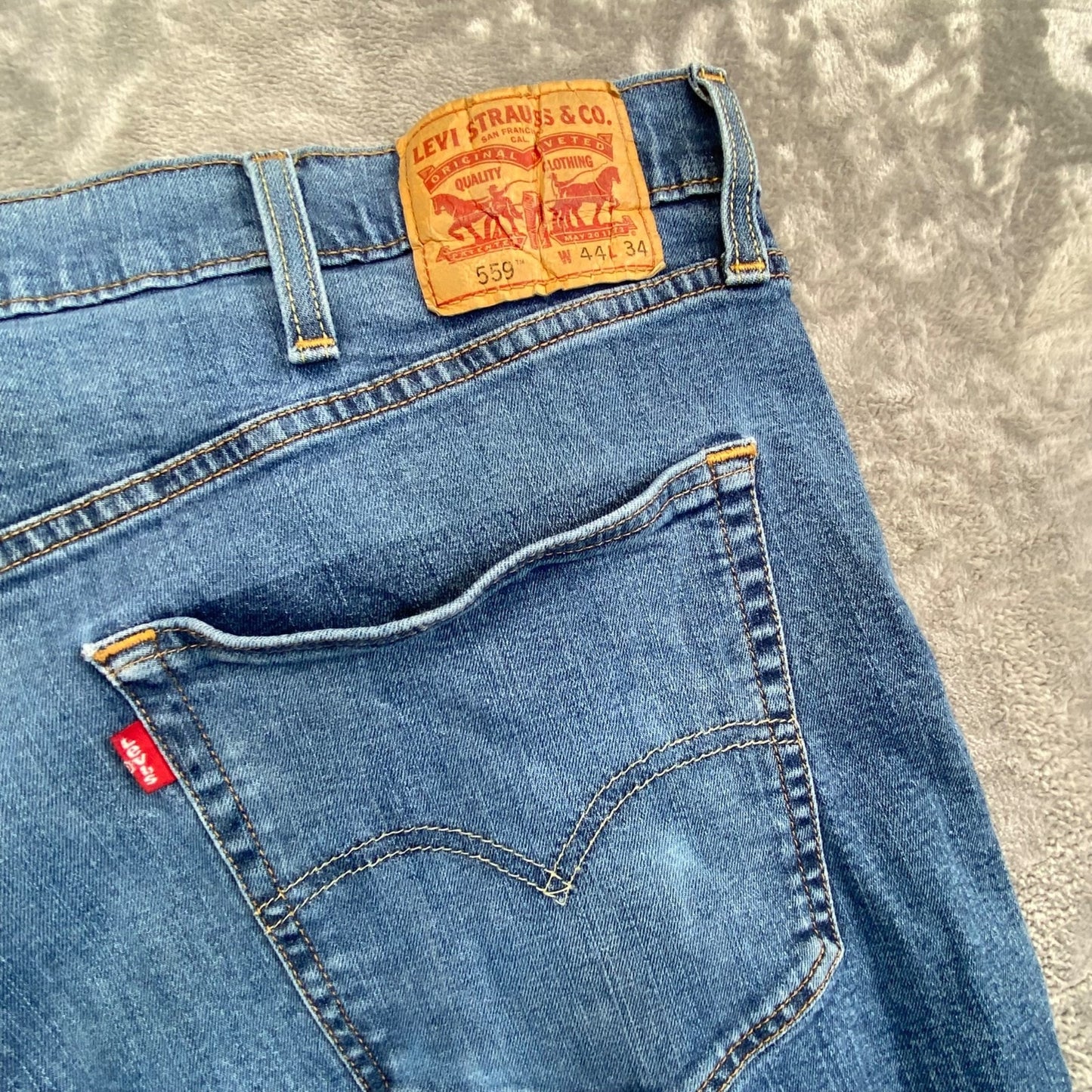 Levi's 559 Relaxed Straight Men's Jeans 44x34 Blue Denim Casual