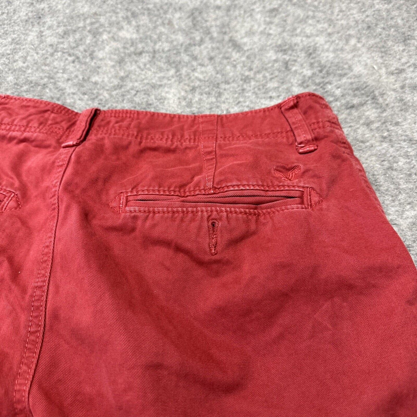 American Eagle Longer Length Men's Chino Shorts Size 30 Red Chinos