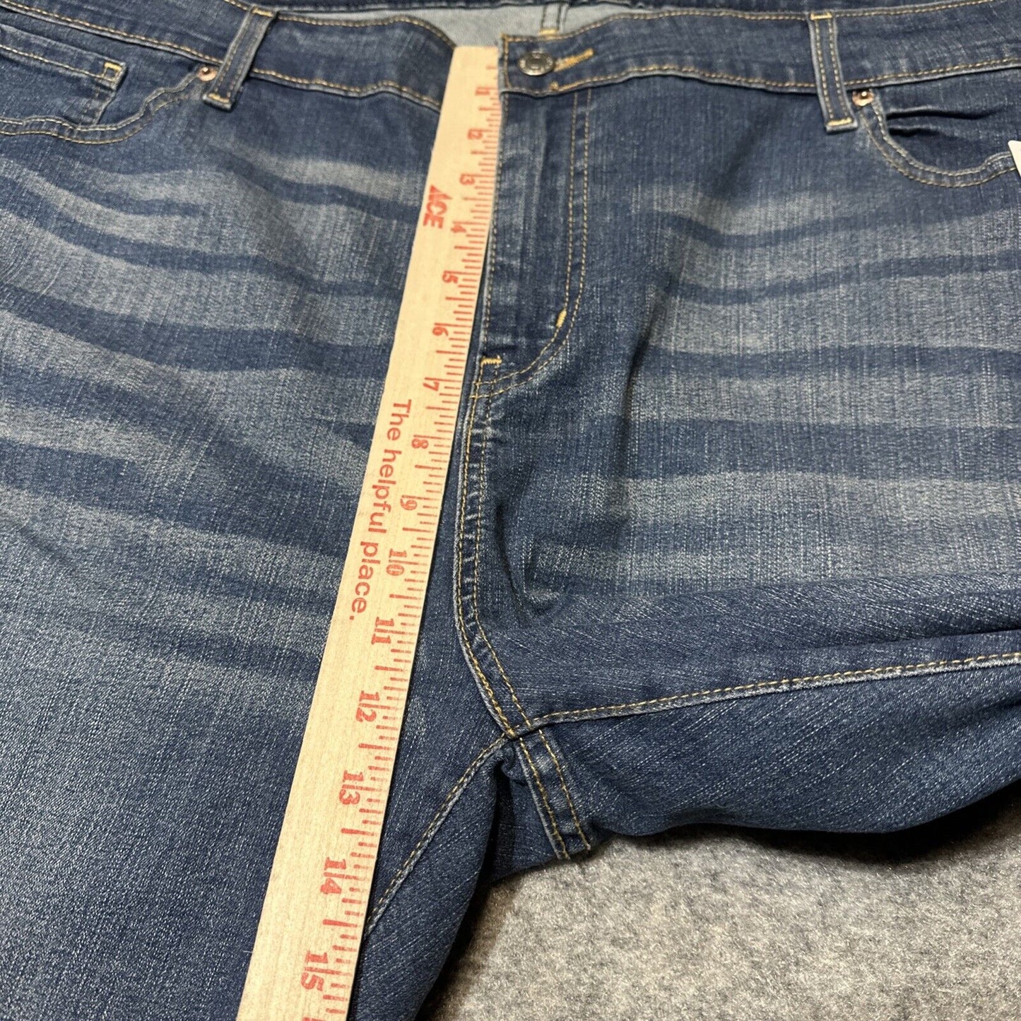 New Signature Levi's Mid Rise Bootct Jeans Women's Size 26L Dark Blue 38x34