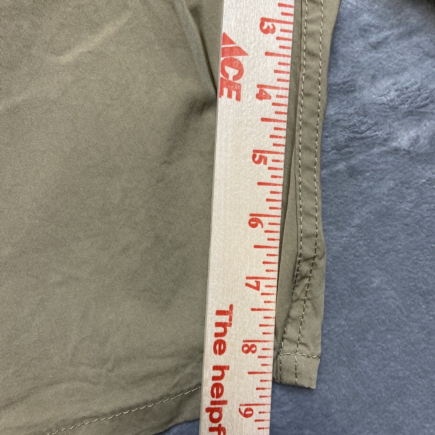 Wrangler Outdoor Shorts Women’s Size 4 Brown Shorts