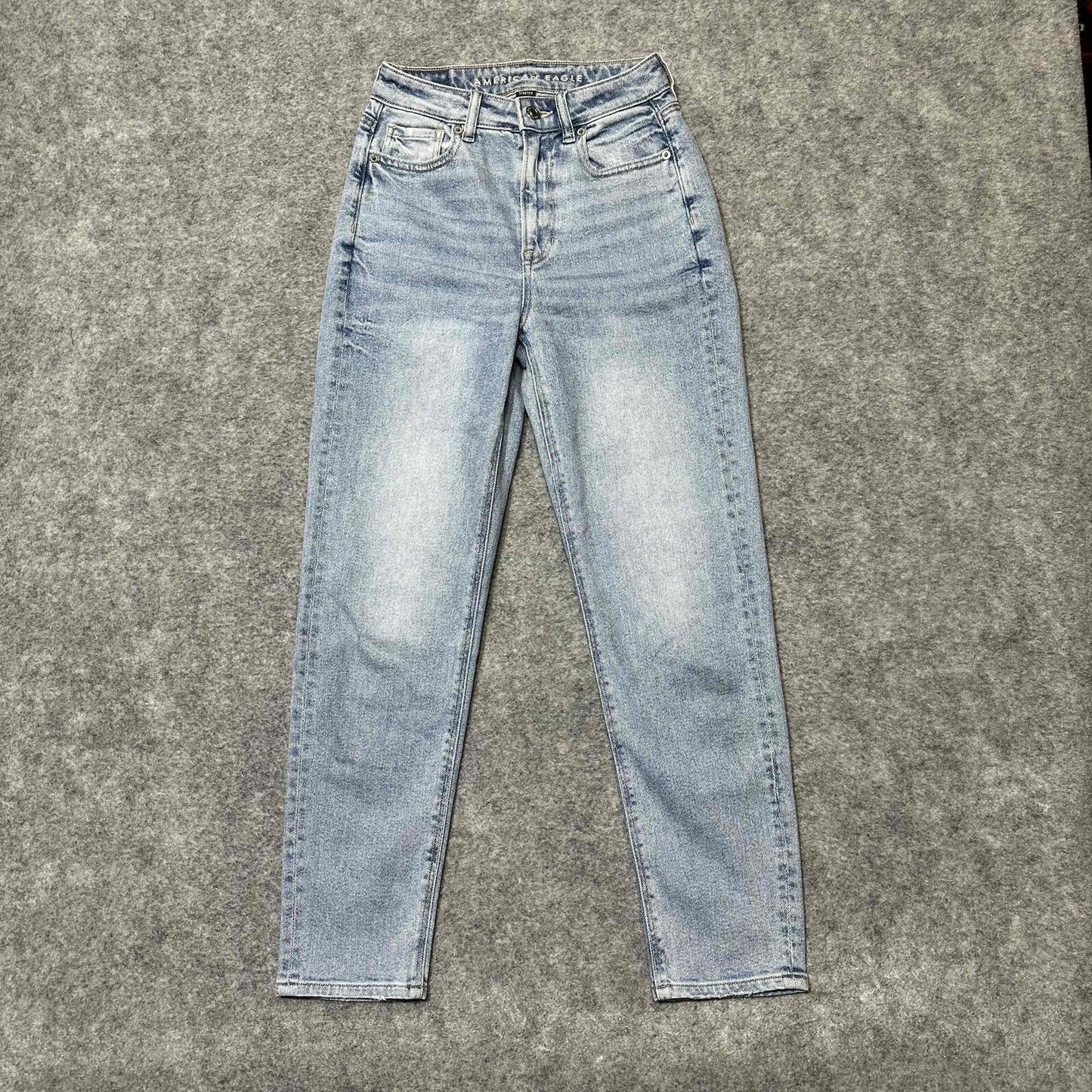 American Eagle Mom Straight Jean Women's Stretch Jeans Size 000 Short Blue Light