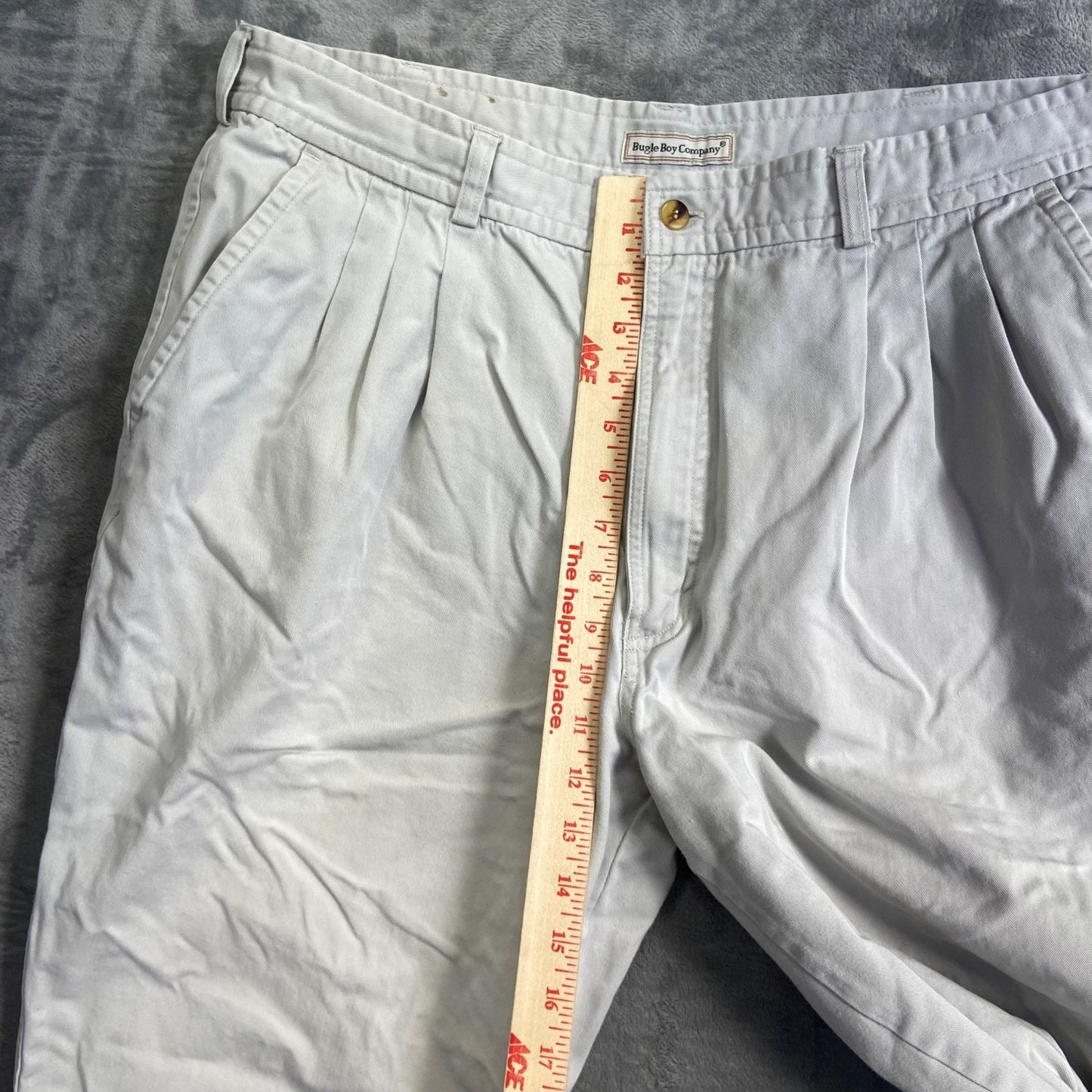 Vintage Bugle Boy Men's Pleated Chino Pants Size 38x30 Beige Khaki 90s Preppy