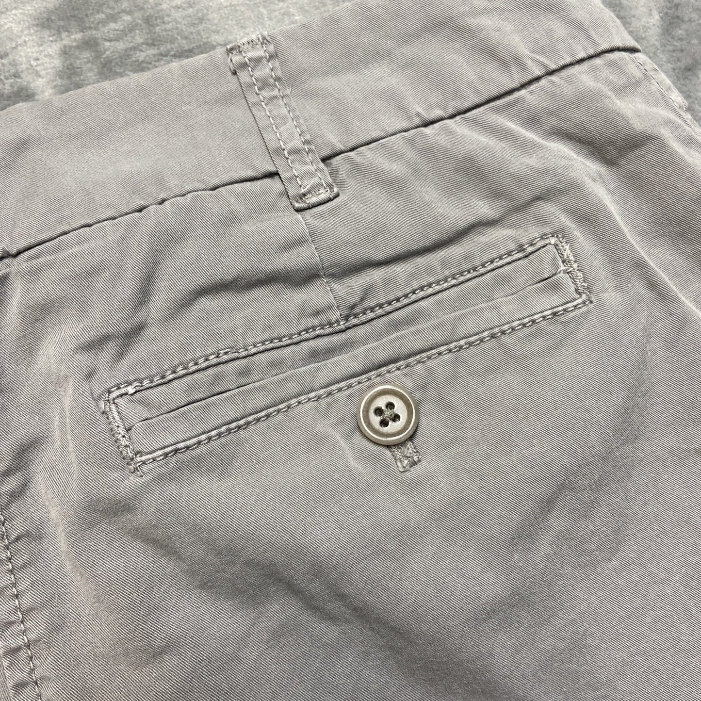 J. Crew Low Rise Chino Shorts Women's Size 00 Gray Classic Khaki