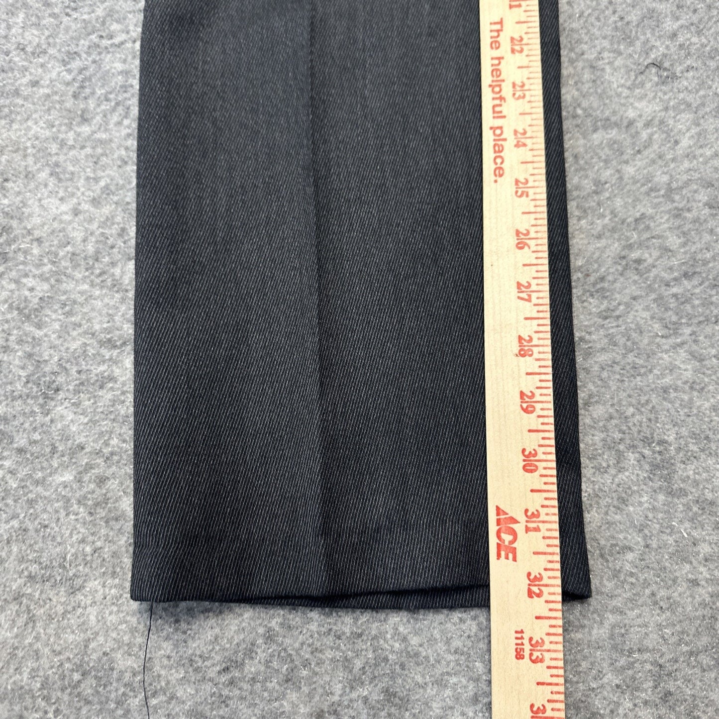 Hugo Boss Men's Straight Leg Pleated Dress Pants Size 36R Black Clip Pants