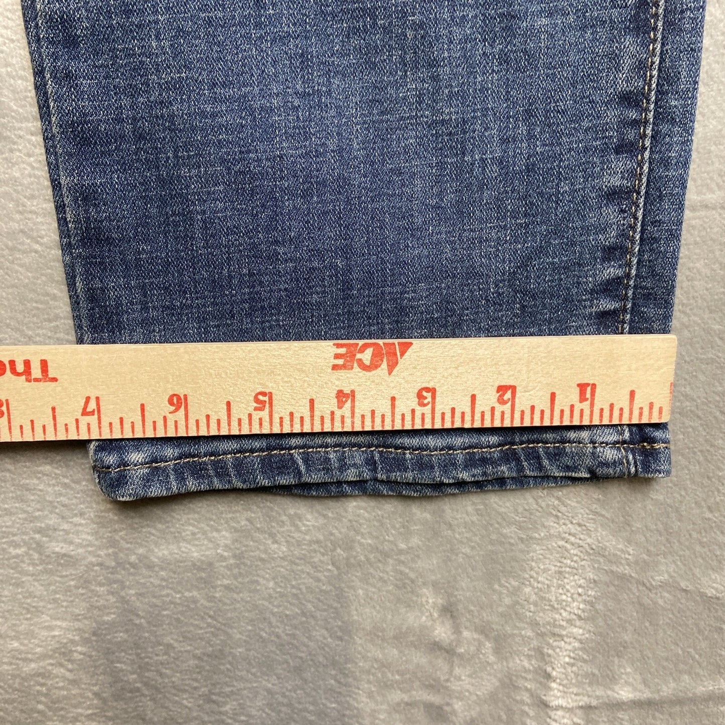 Levi’s Slimming Straight Jeans Men’s Size 30x30 Blue Denim