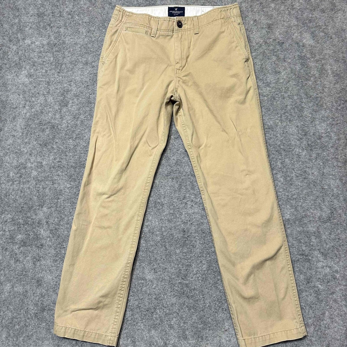 American Eagle Men's Relaxed Straight Chino Pants Size 30x32 Khaki Medium Wash