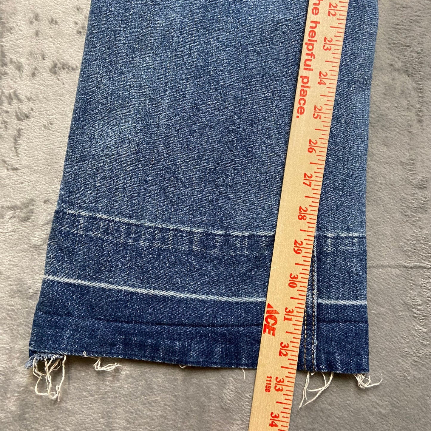 Jag Jeans High Rise Flare Jeans Women's Size 8 Blue Denim Medium Wash Distressed