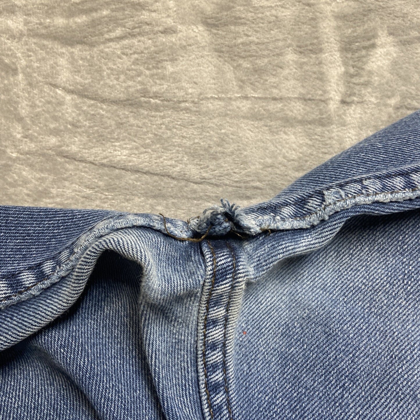 Vintage Levi’s 505 Straight Jeans Men’s Size 32x34 Blue Denim 80s Black Tab Rare
